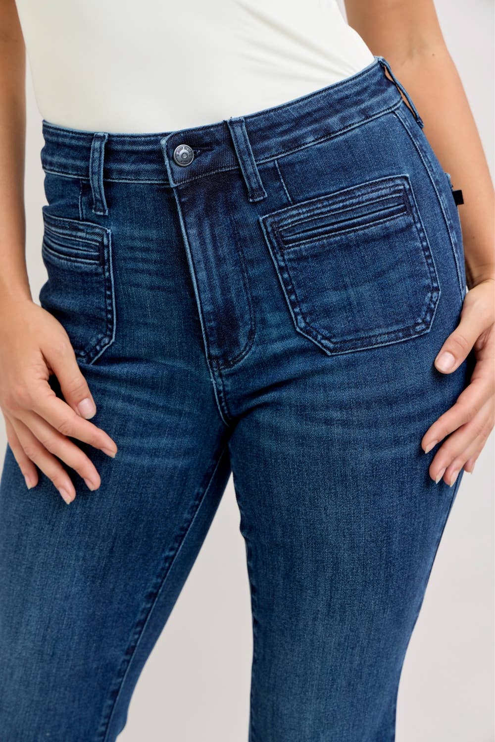Judy Blue - High Waist Flare w/ Vintage Pockets Jeans