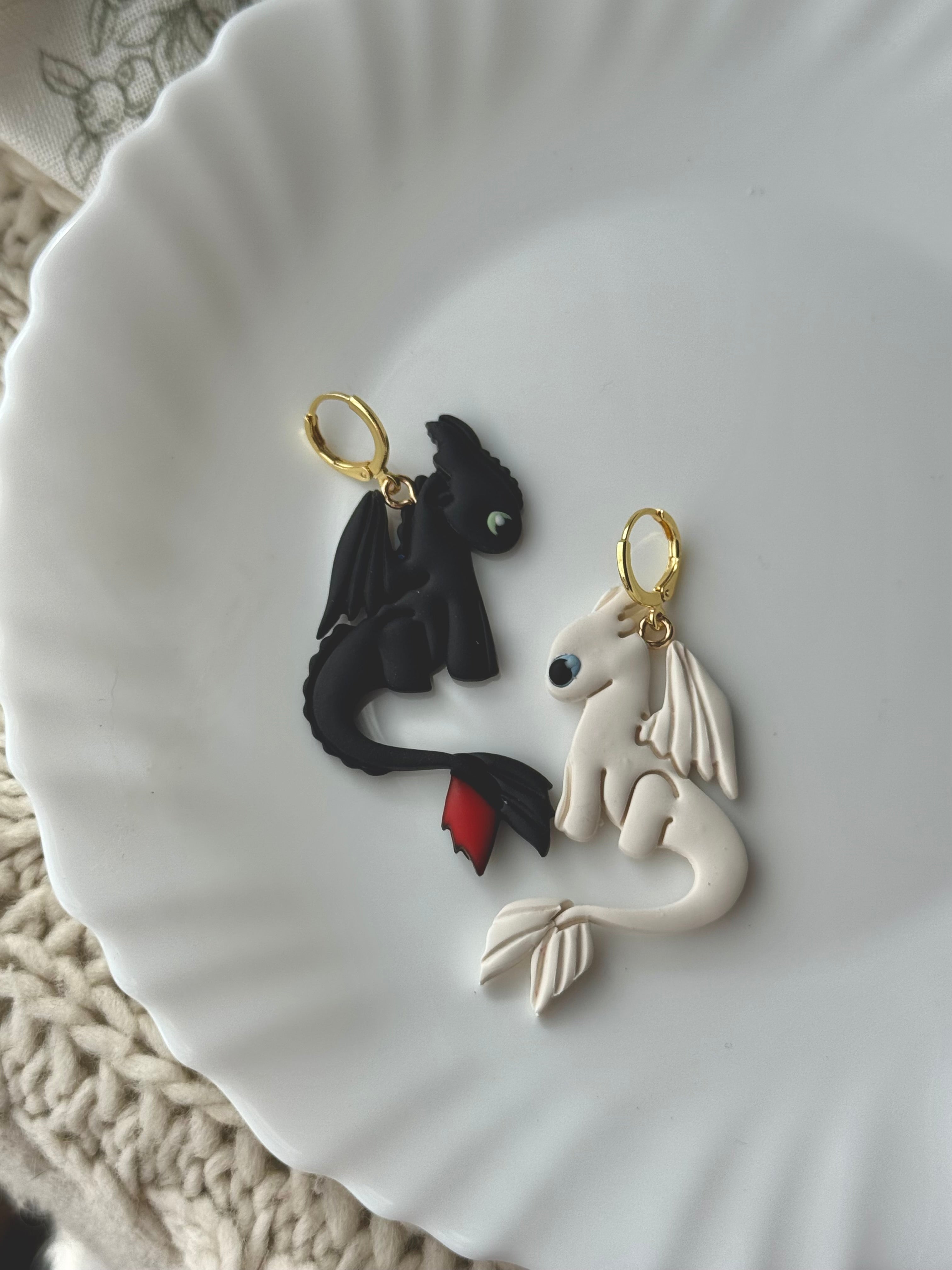 Black and White Dragons