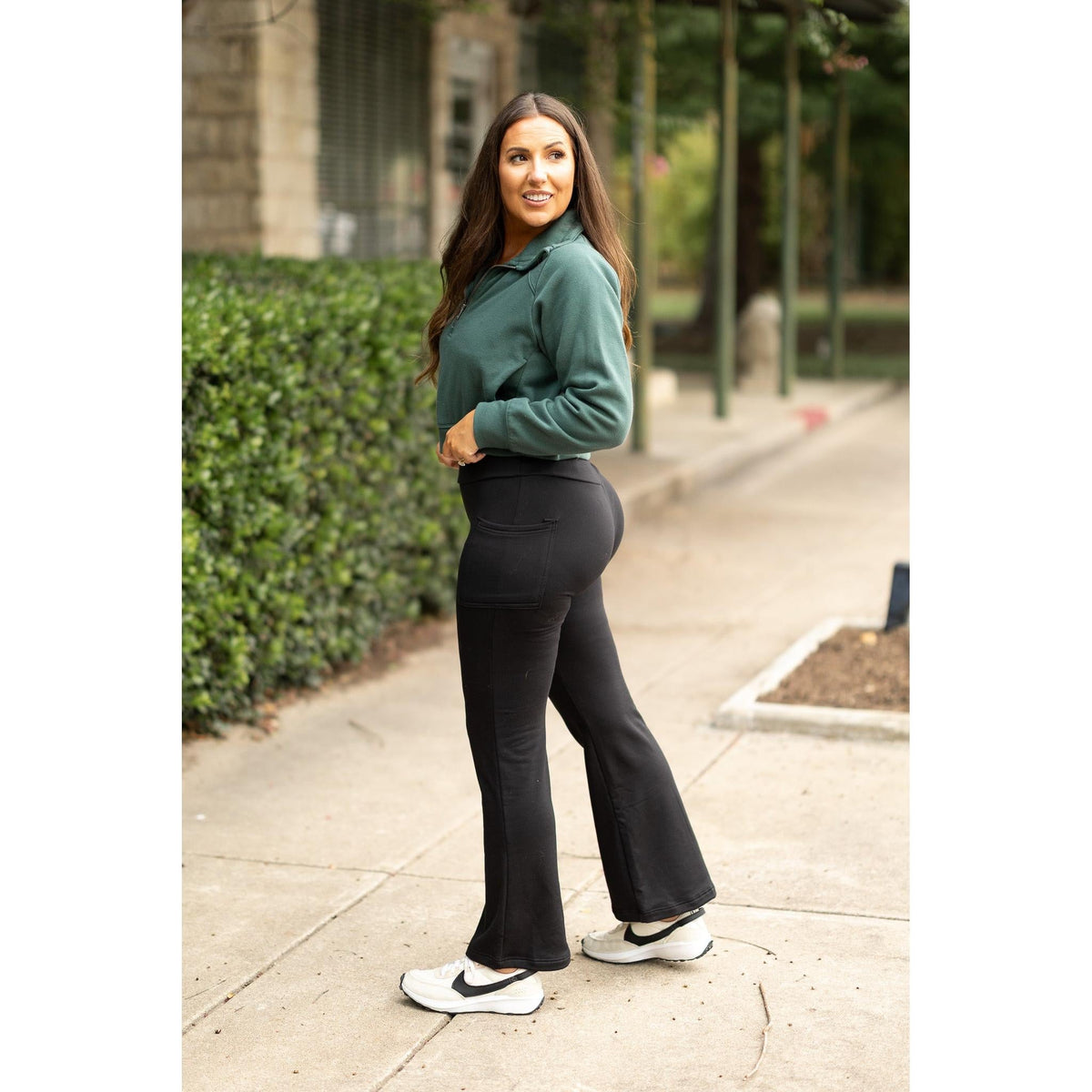 Julia Rose Charlotte Fleece Bootcut Leggings with pockets and high waistband. Buttery soft fleece bootcut leggings for women by Julia Rose.