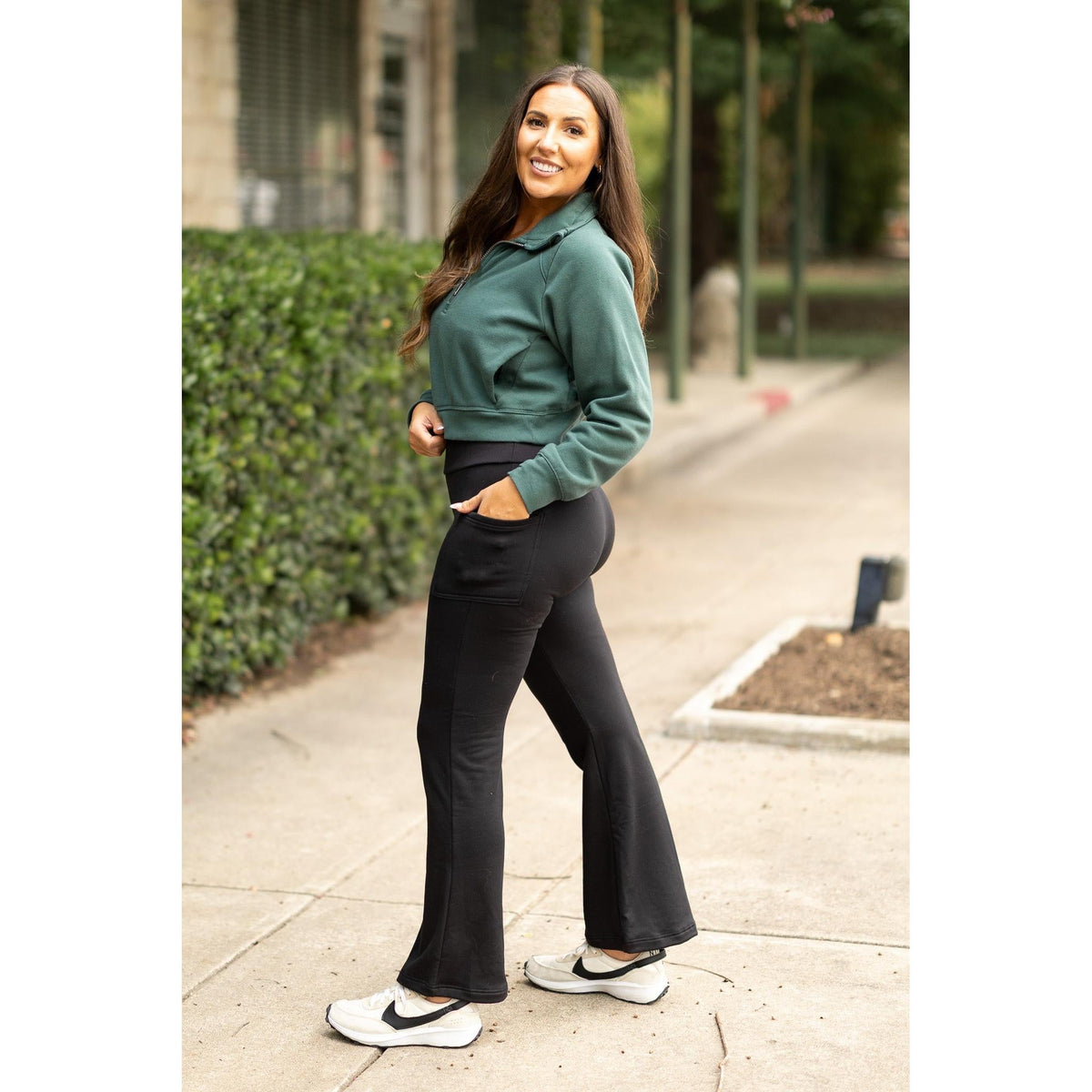 Julia Rose Charlotte Fleece Bootcut Leggings with pockets and high waistband. Buttery soft fleece bootcut leggings for women by Julia Rose.