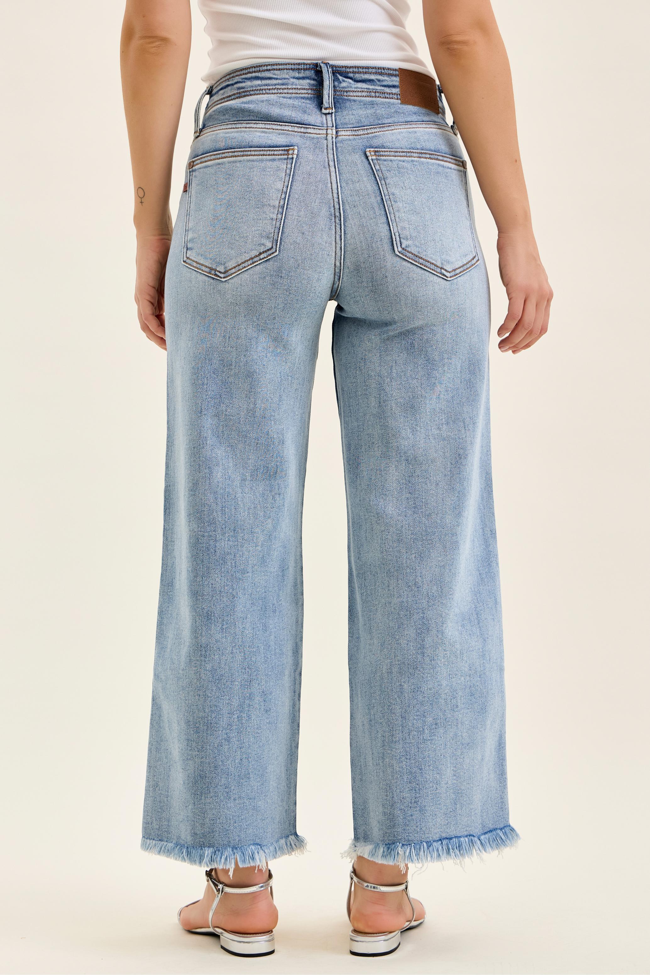 Mary Mid Rise Ankle Wide Leg + Hollywood WB + Fray Hem