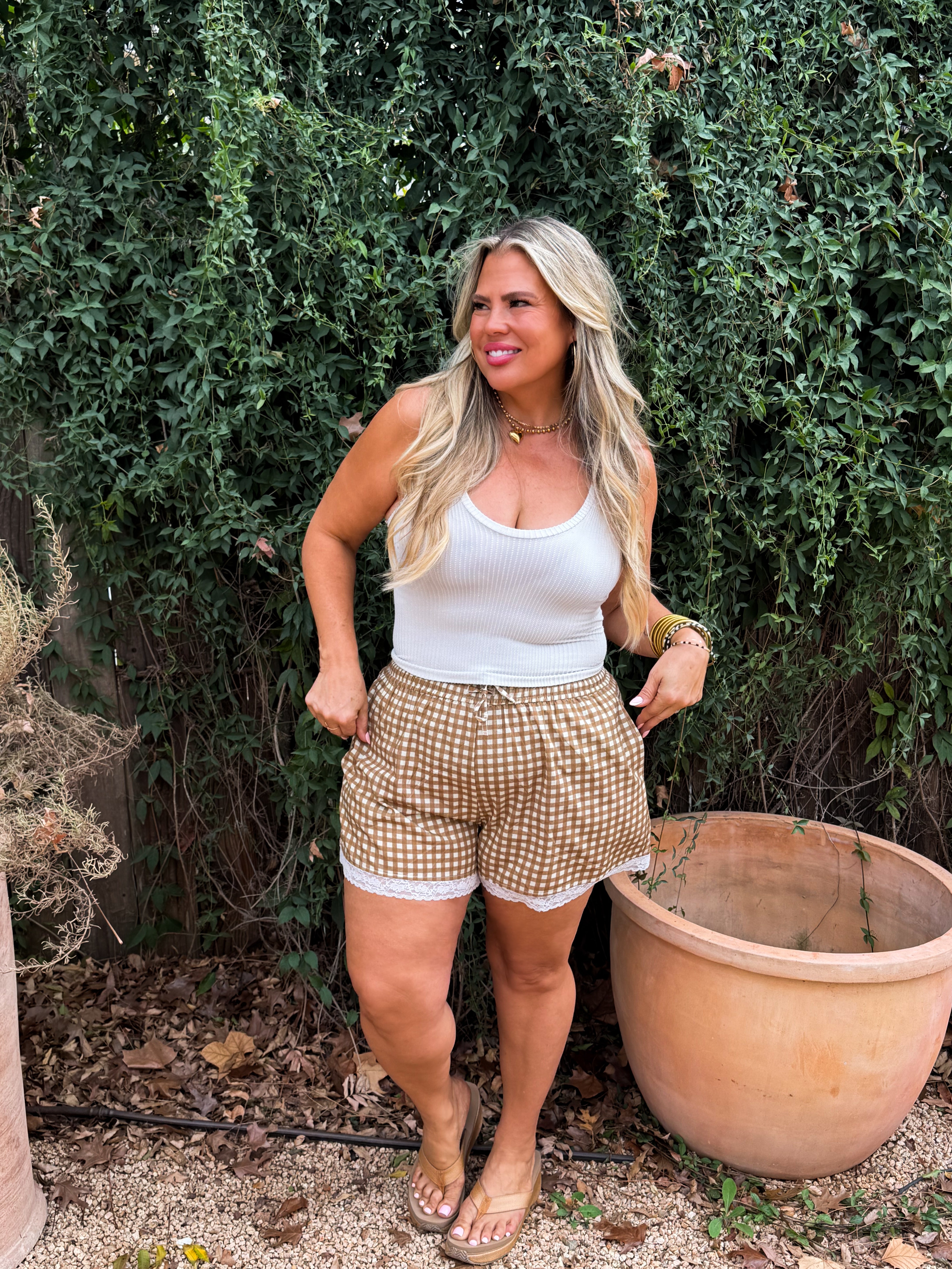 PRE-ORDER: COUNTRY SIDE SHORTS