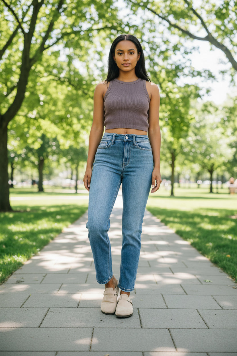 Amelia High Waist Ankle Straight