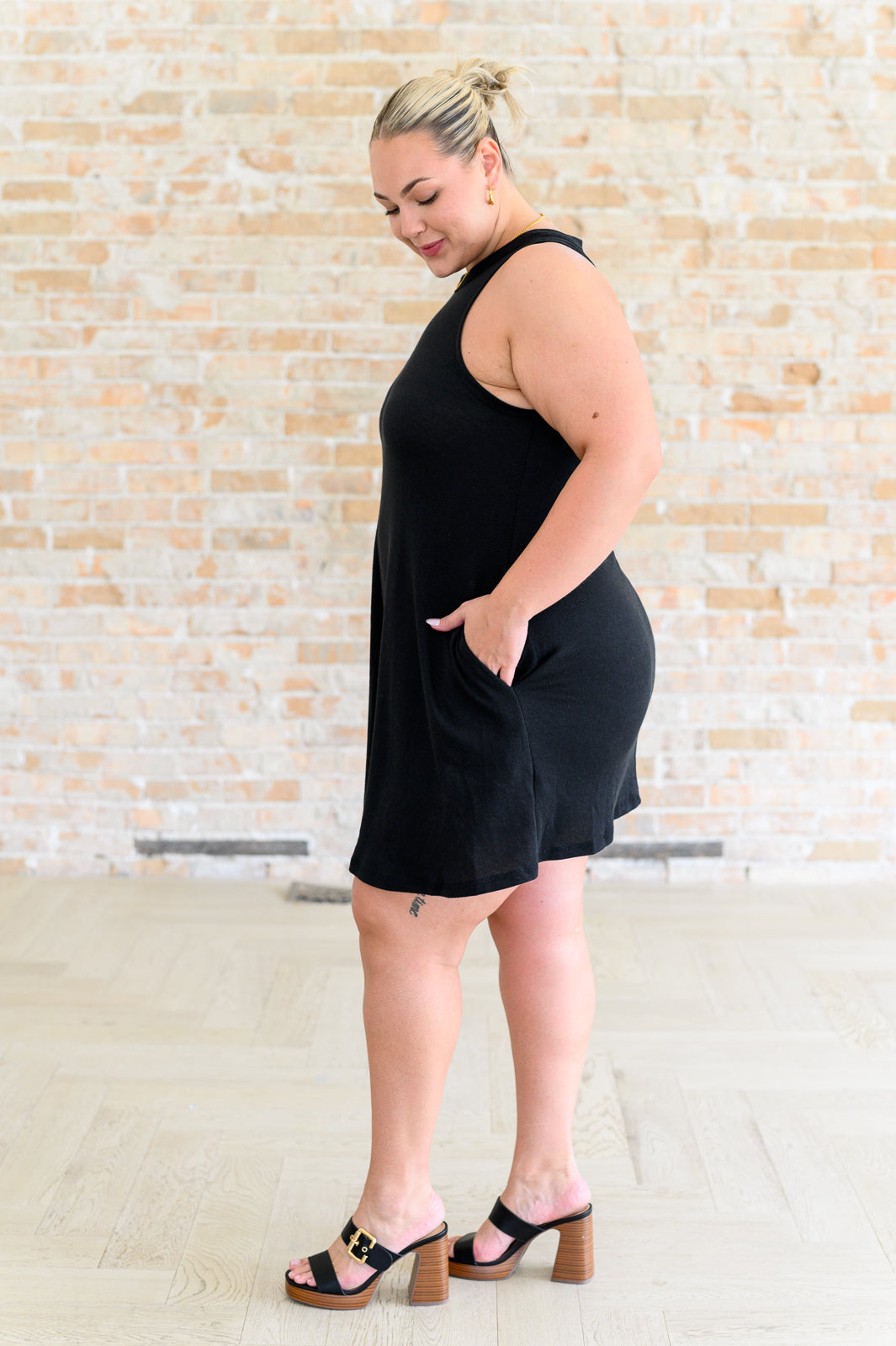 Back it Up Crisscross Cut-Out Back