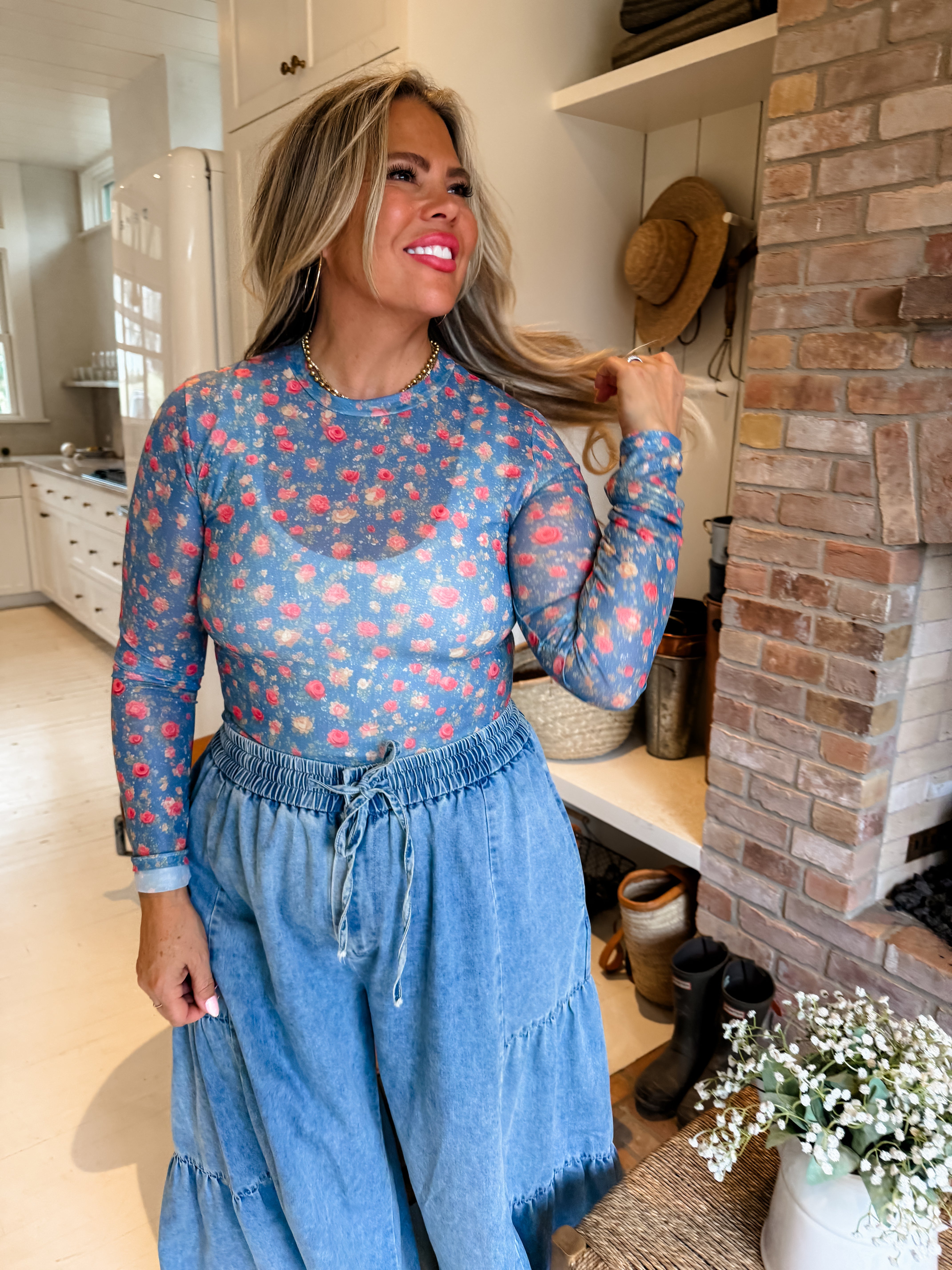 PRE-ORDER: SOUTHERN CHARM DRESS IT UP MESH TOPS