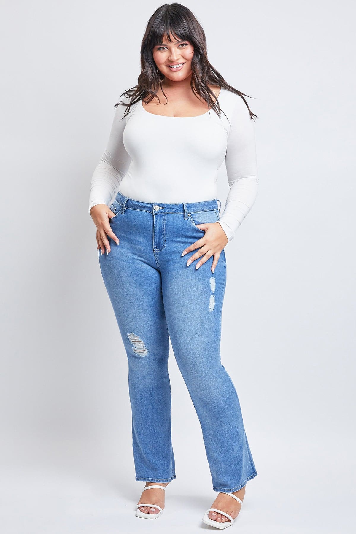Plus Size Basic Flare Jeans