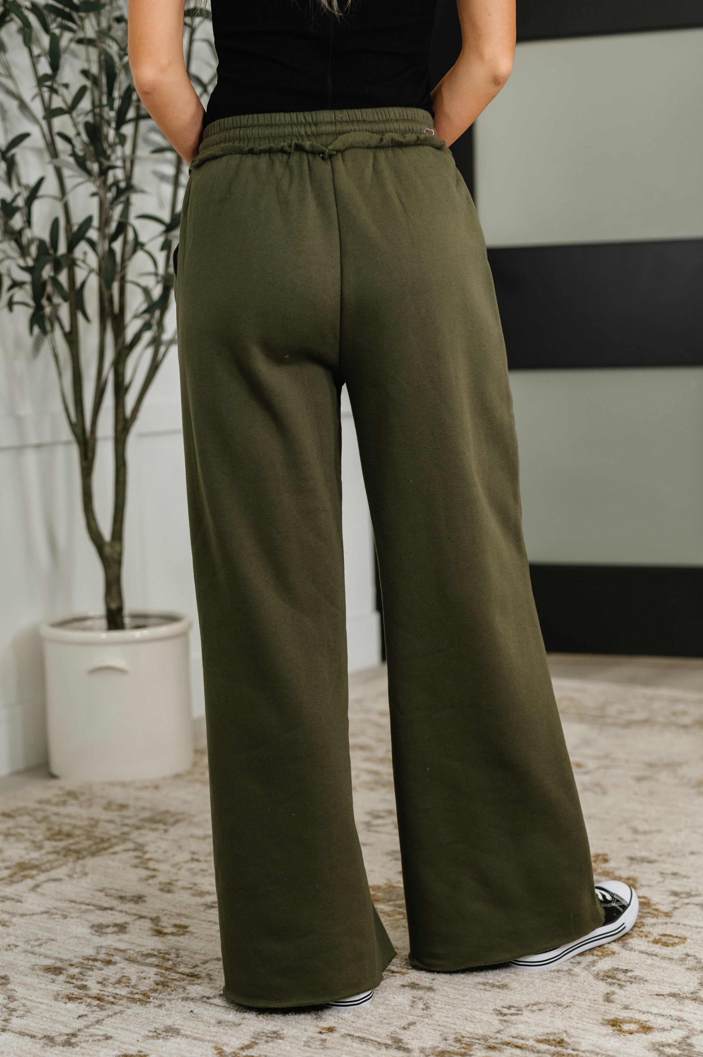 Lounge Line Wide Leg Sweats