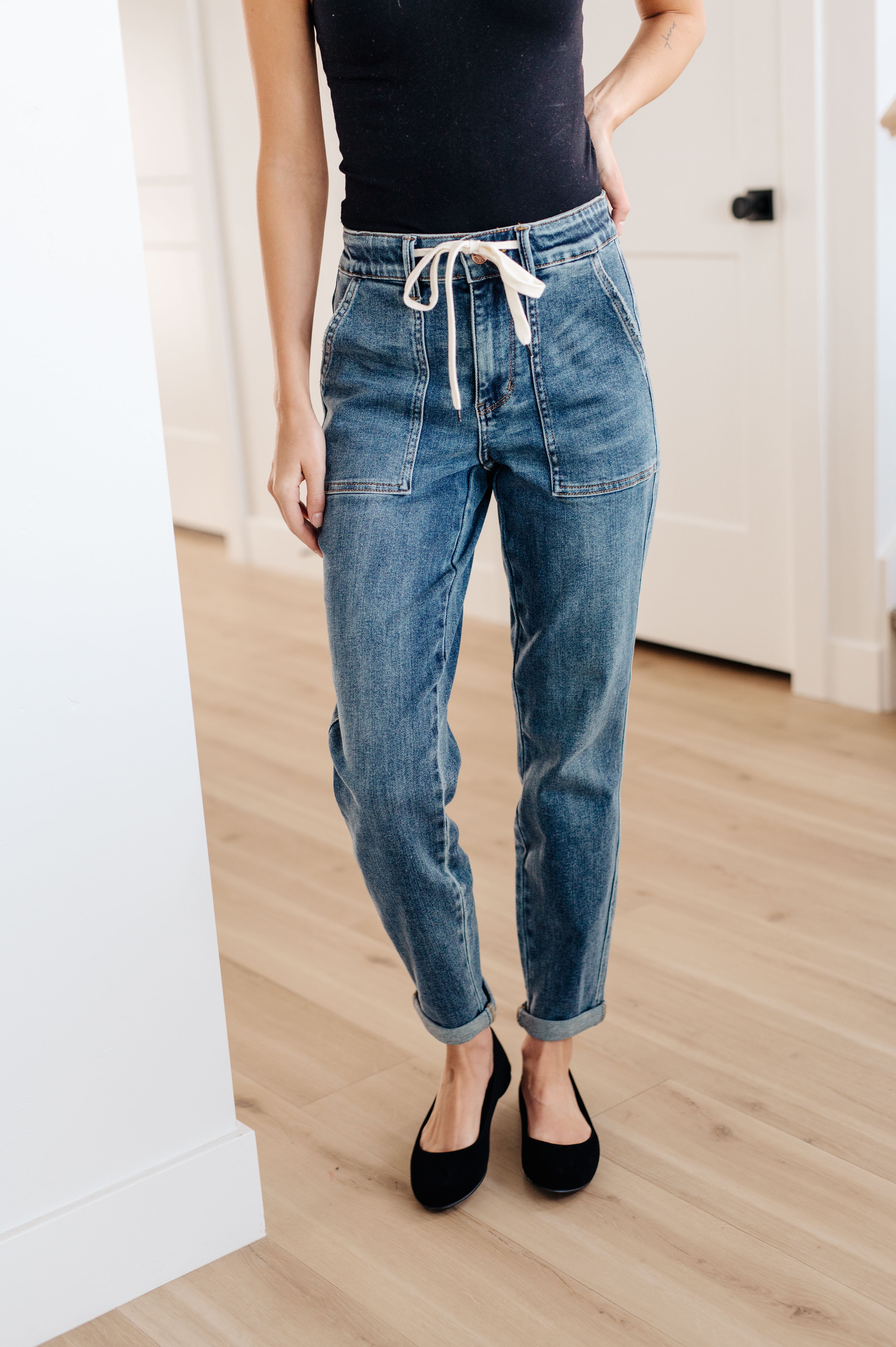 Payton Pull On Denim Joggers in Medium Wash - 24W