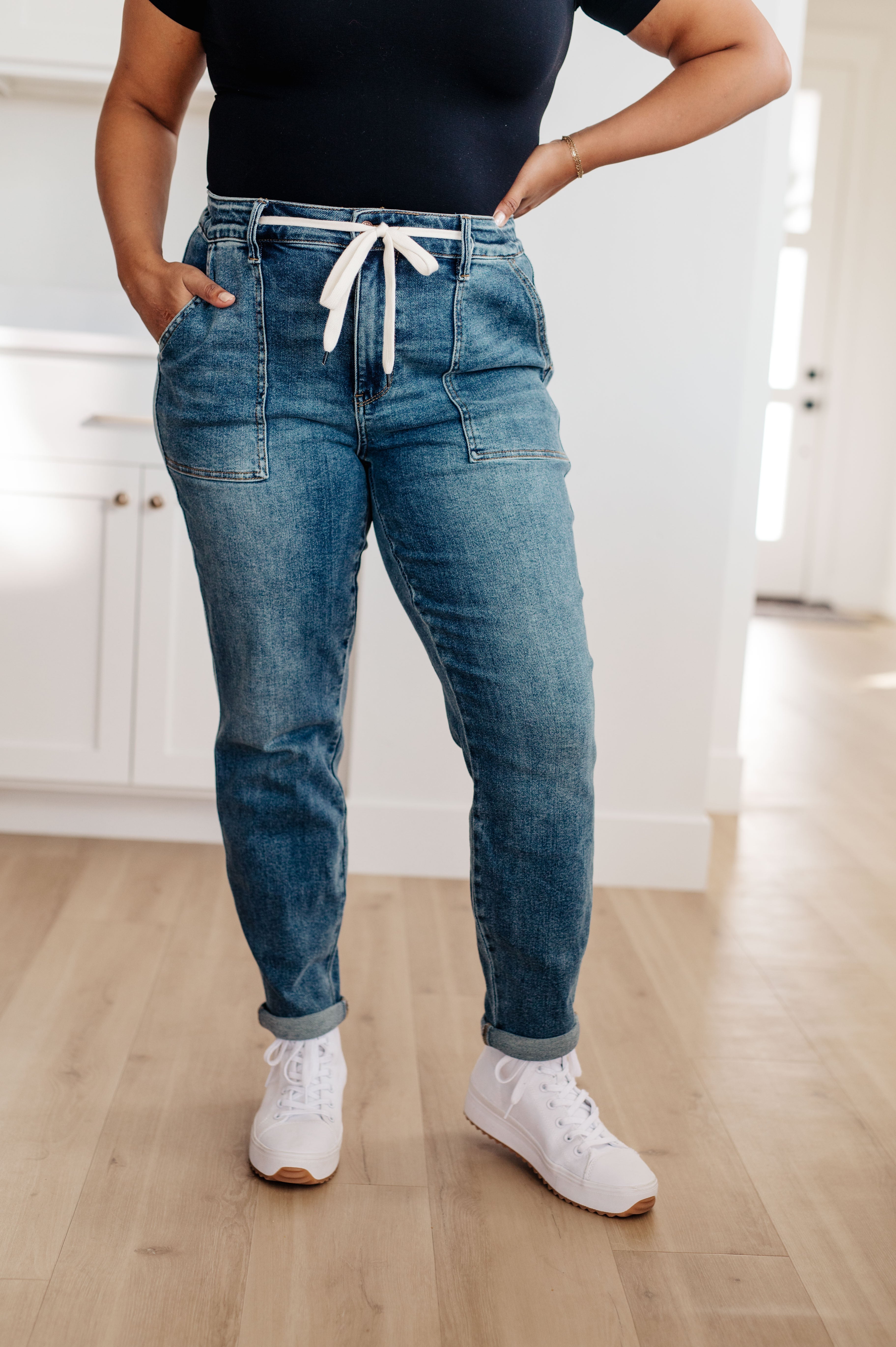 Payton Pull On Denim Joggers in Medium Wash - 24W