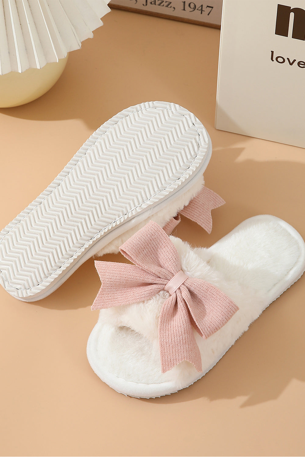 PRE-ORDER: White Cute Bow Fluffy Slippers