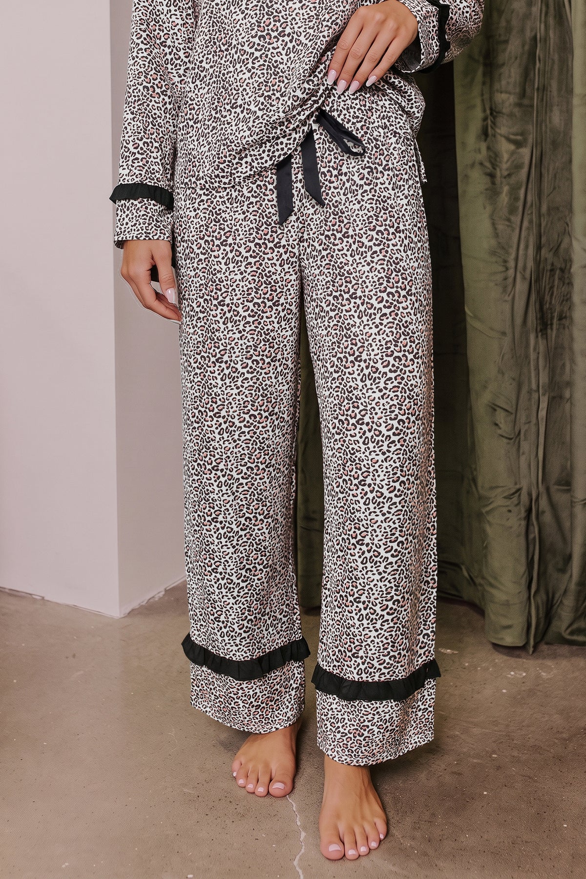 PRE-ORDER: Leopard Bow Patchwork Lounge Set