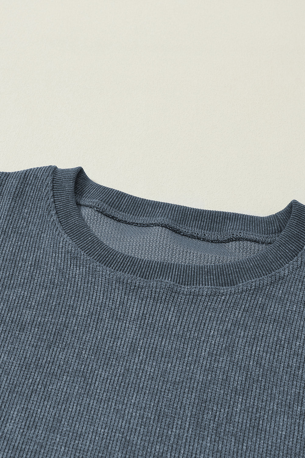 Solid Ribbed Knit Round Neck Pullover Sweatshirt