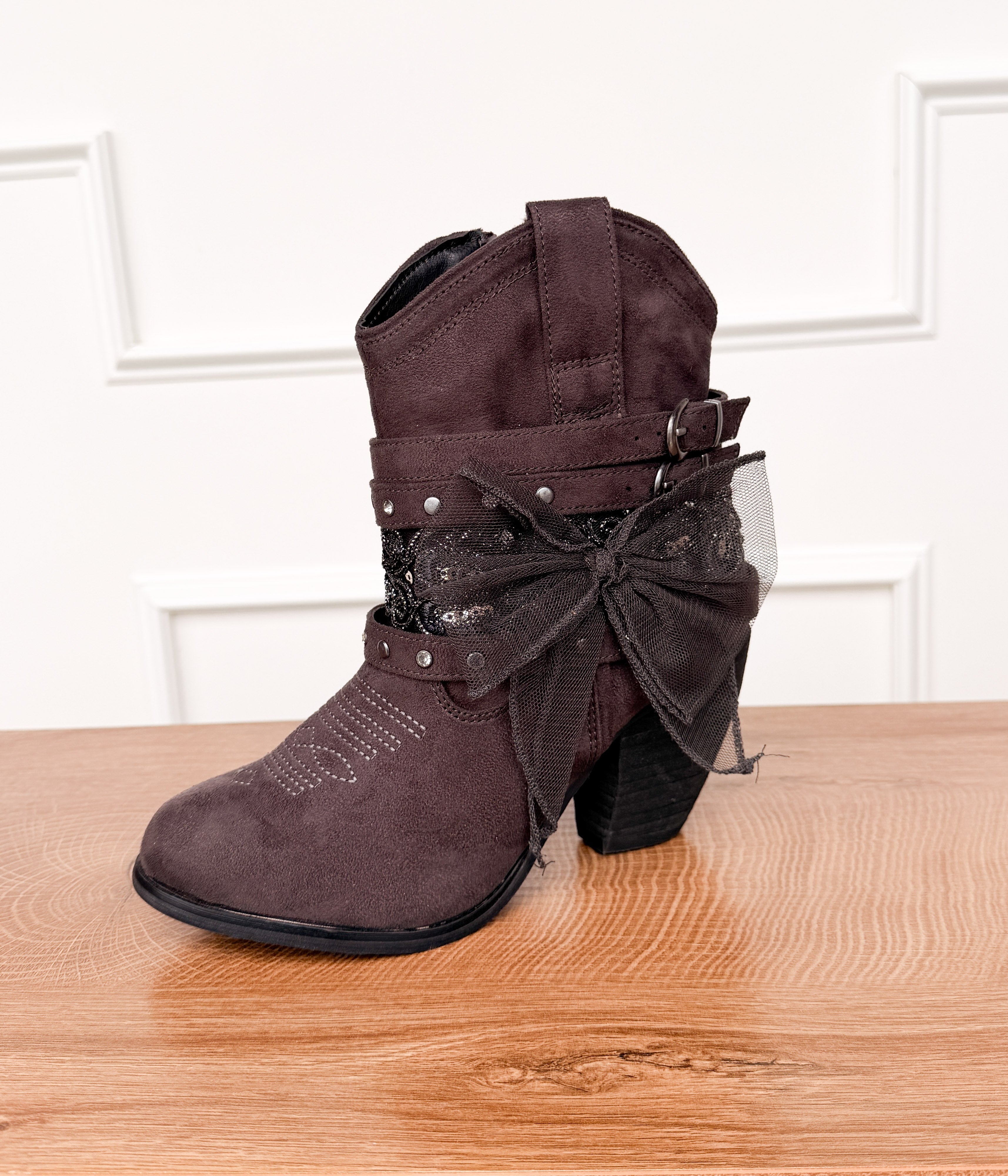 Stash Bootie in Grey