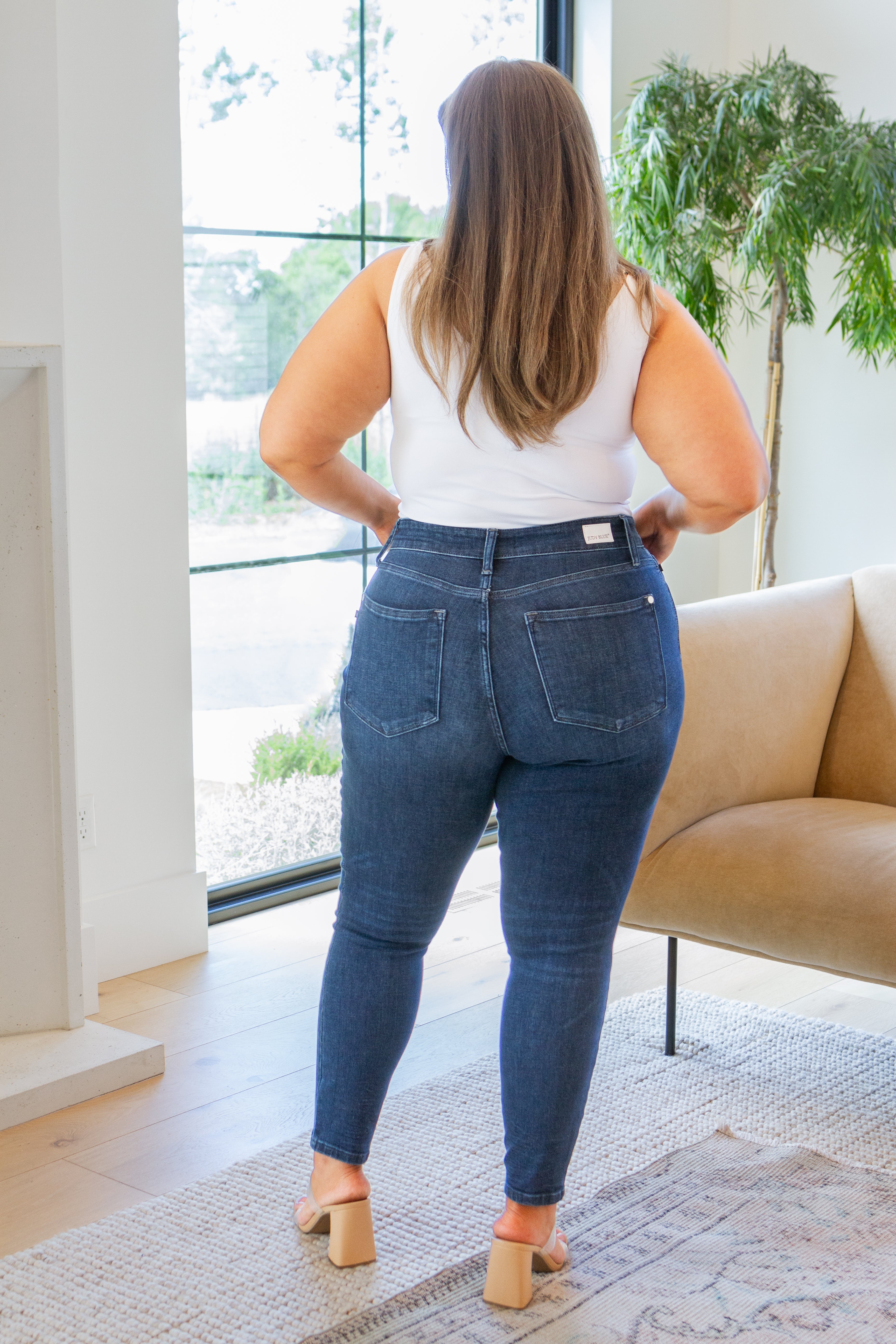 Mid Rise Crinkle Ankle Skinny Jeans