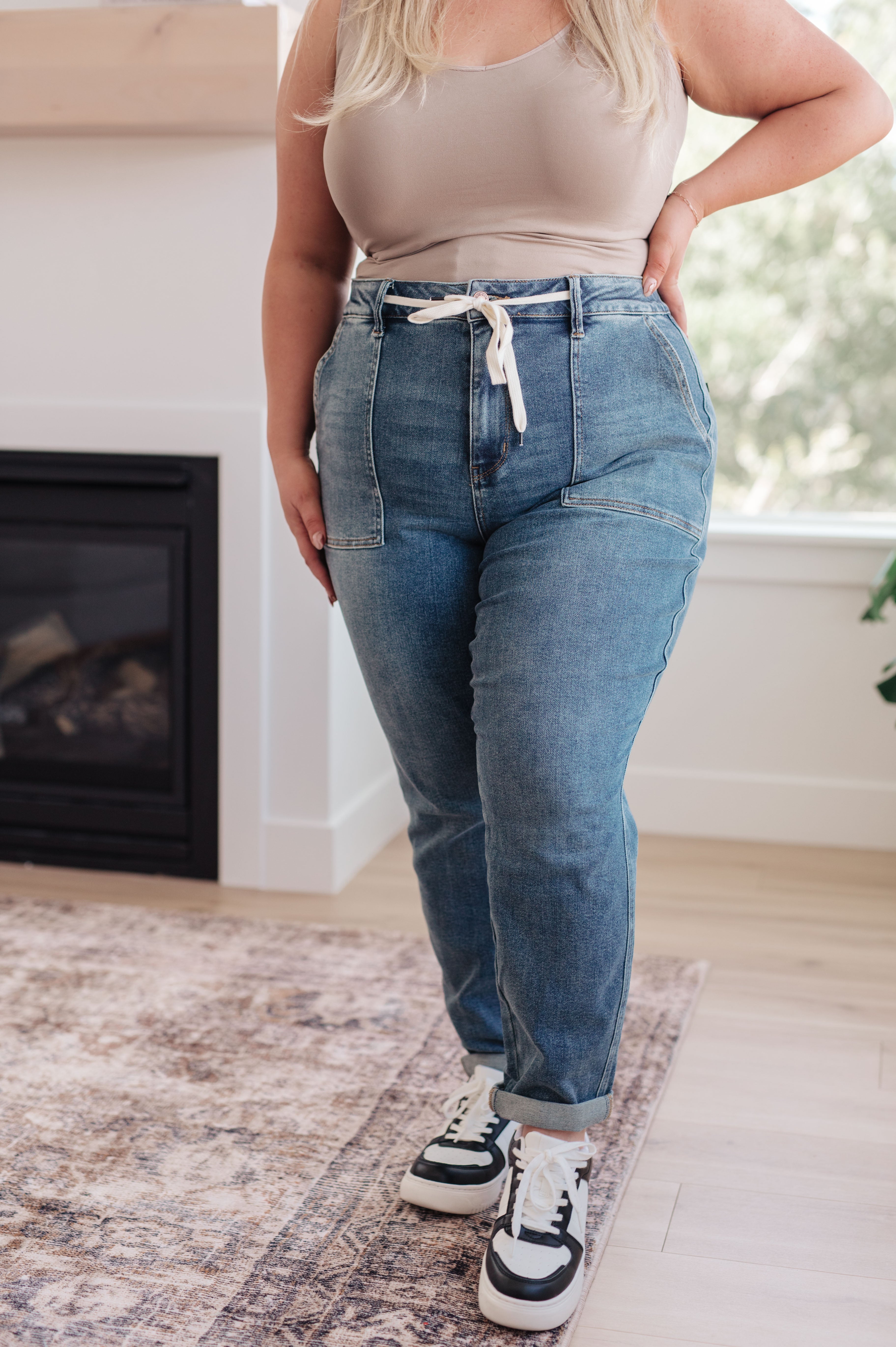 Payton Pull On Denim Joggers in Medium Wash - 24W