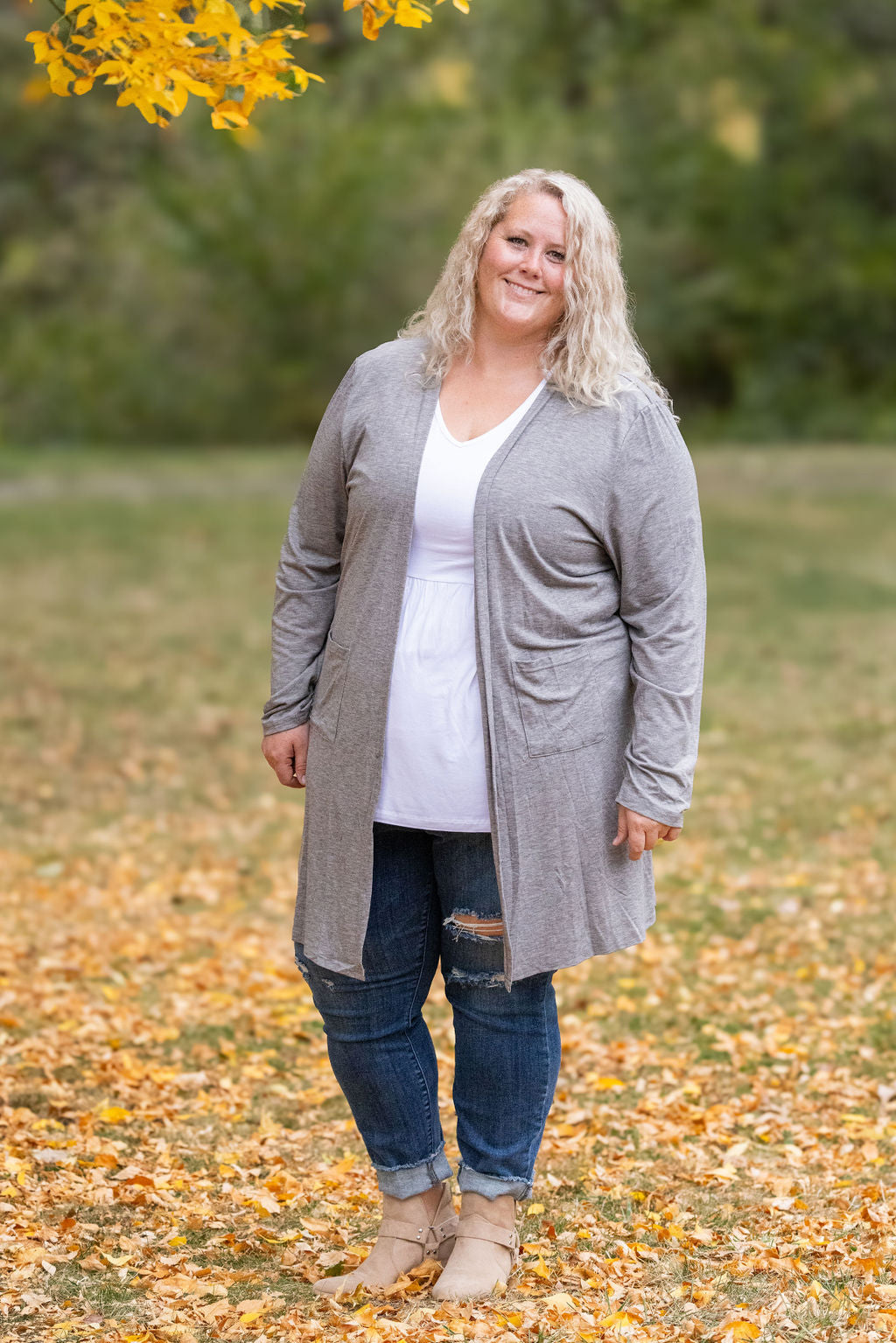 Classic Cardigan - Light Grey