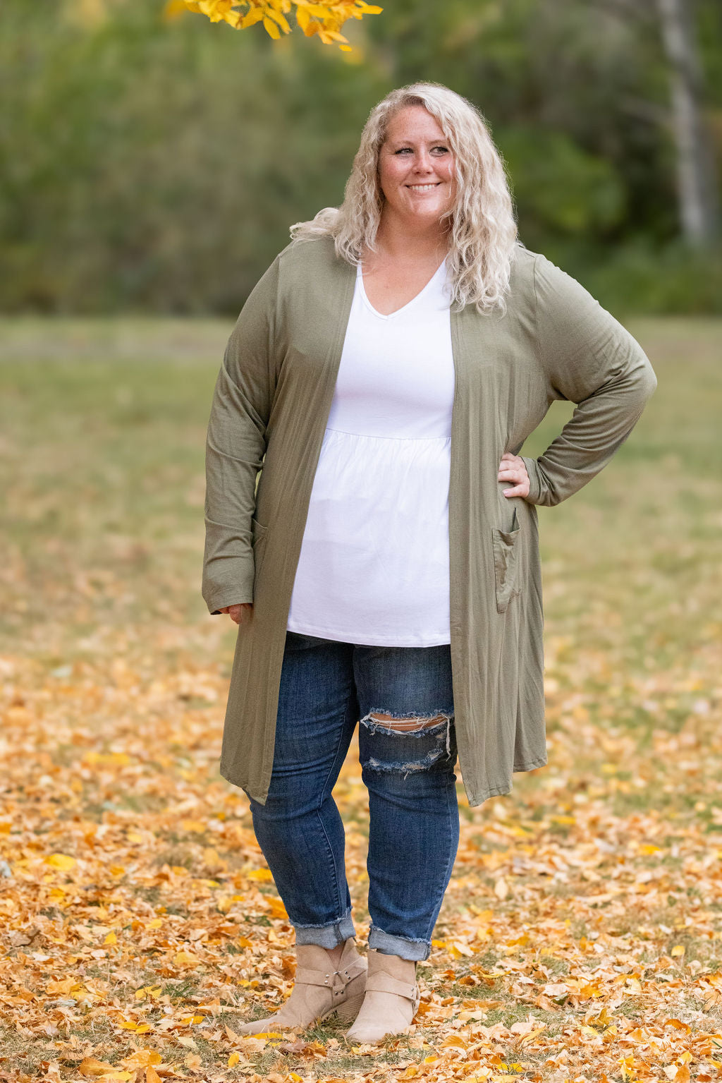 Classic Cardigan - Olive