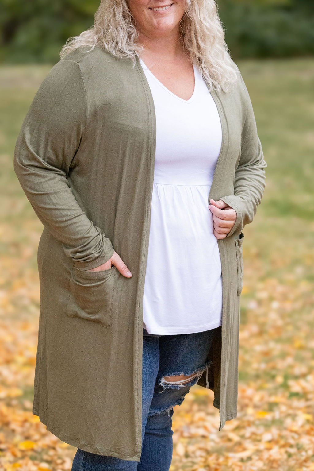 Classic Cardigan - Olive