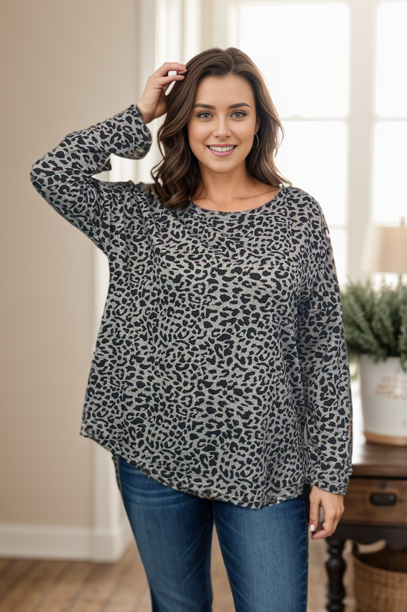 Chic in Cheetah Long Sleeve in Silver