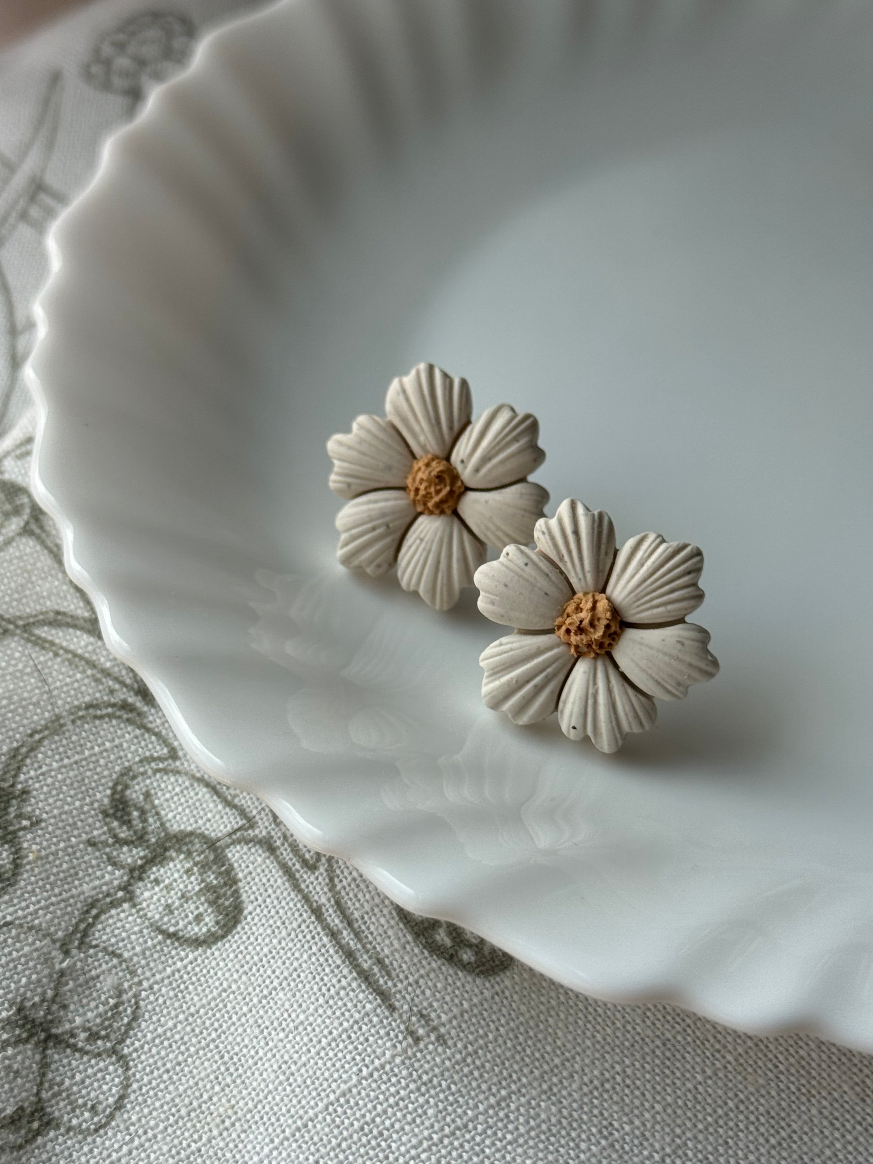 White Flower Studs