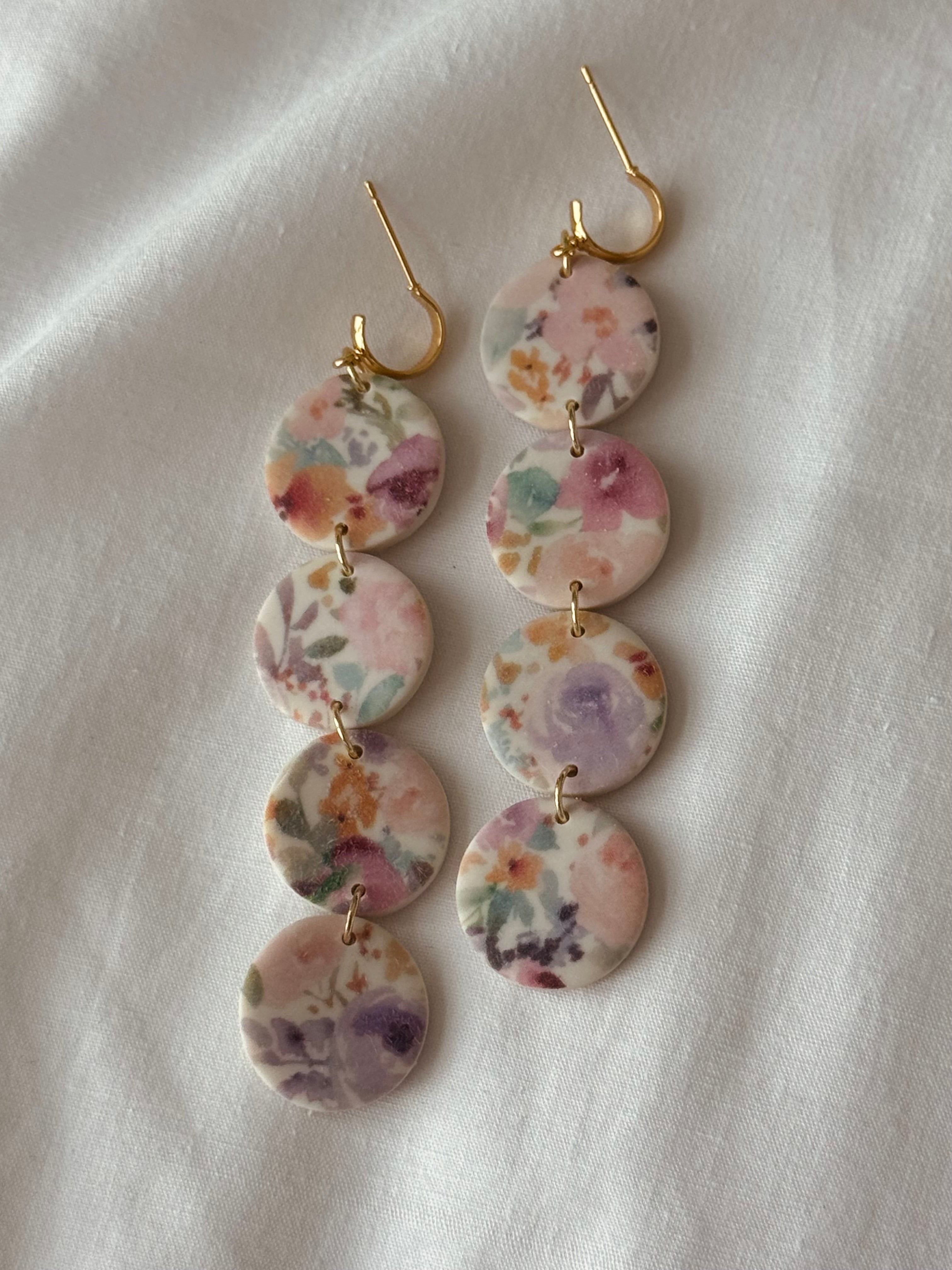 Rissa, in Delia Floral