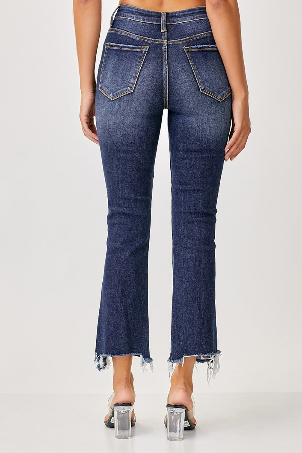 Frayed Hem Cropped Straight Jeans