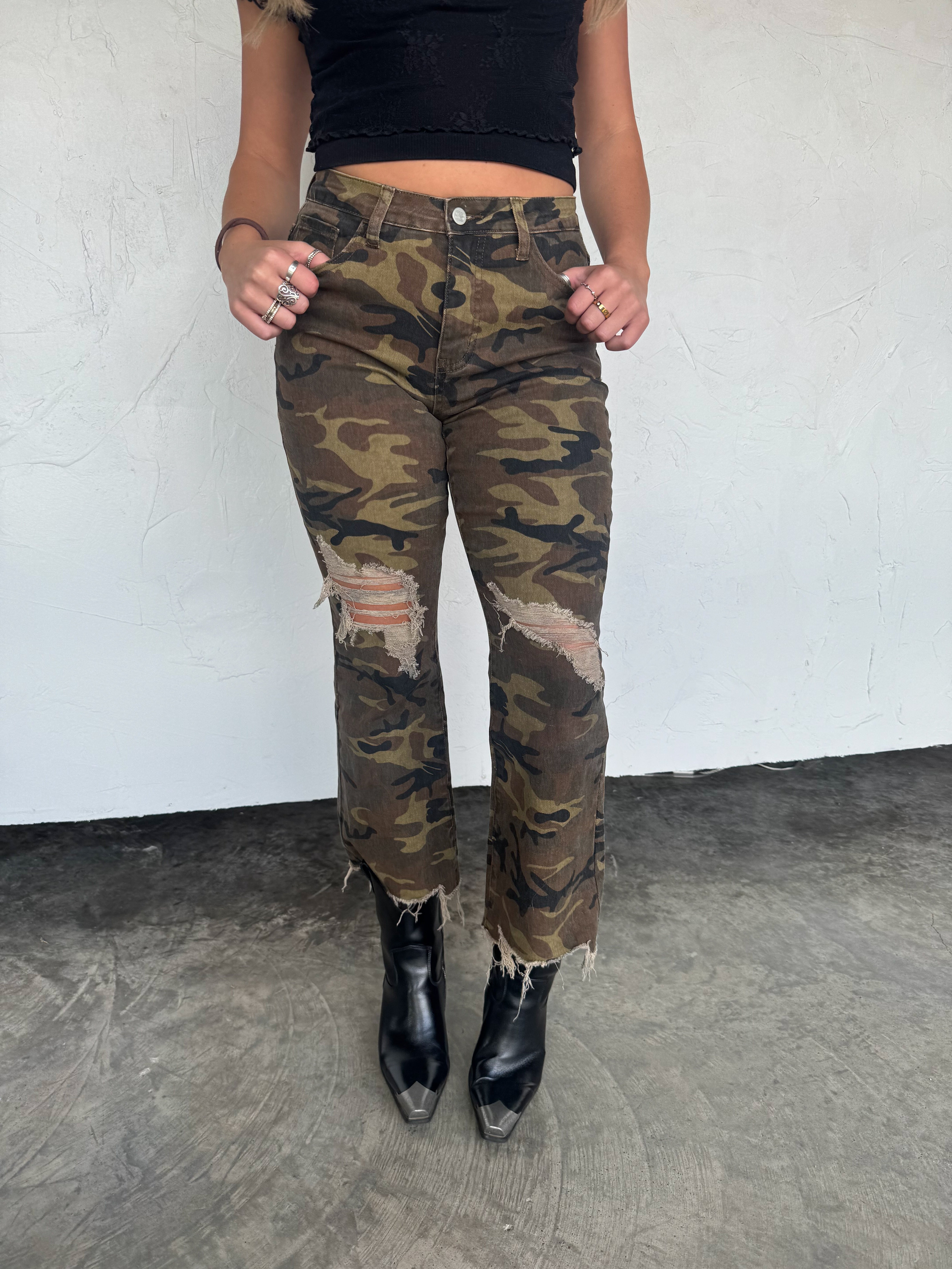 PRE-ORDER: URBAN CAMO DISTRESSED JEAN