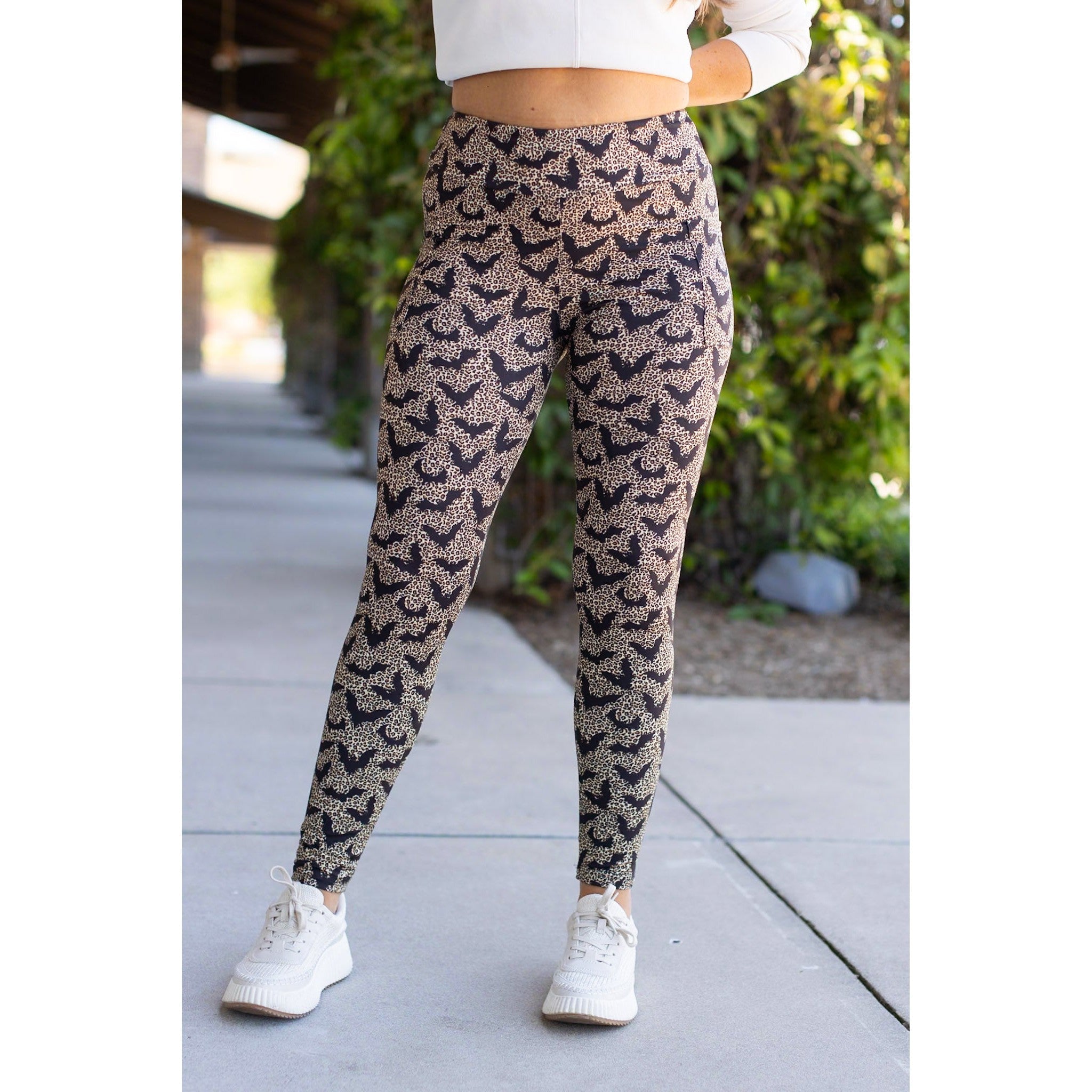 The Bianca - Leopard Bats Leggings
