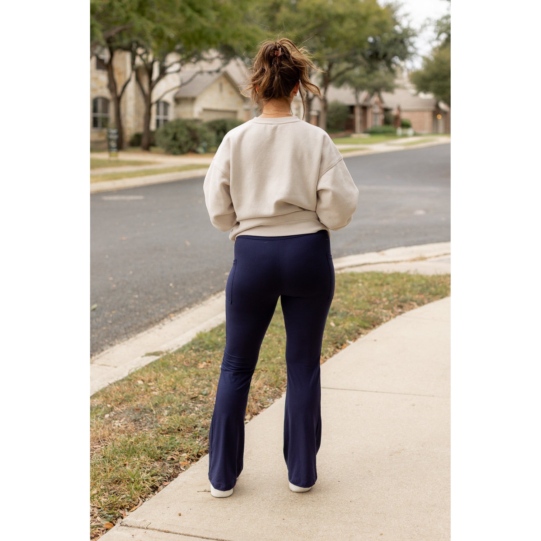 The Mila - 30" NAVY Bootcut Leggings with Pockets