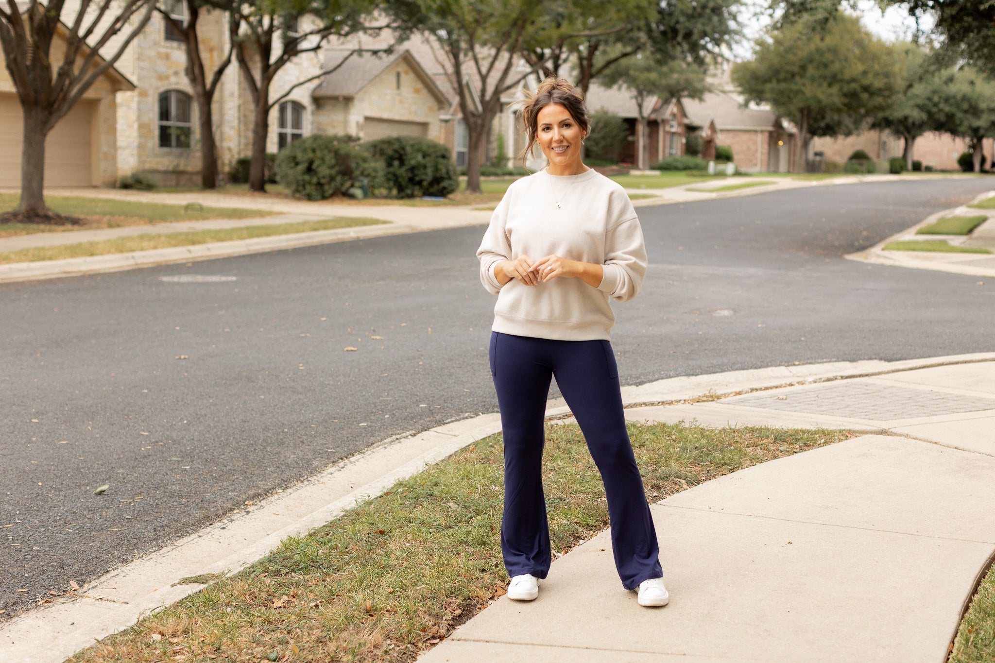 The Mila - 30"  NAVY Bootcut Leggings with Pockets