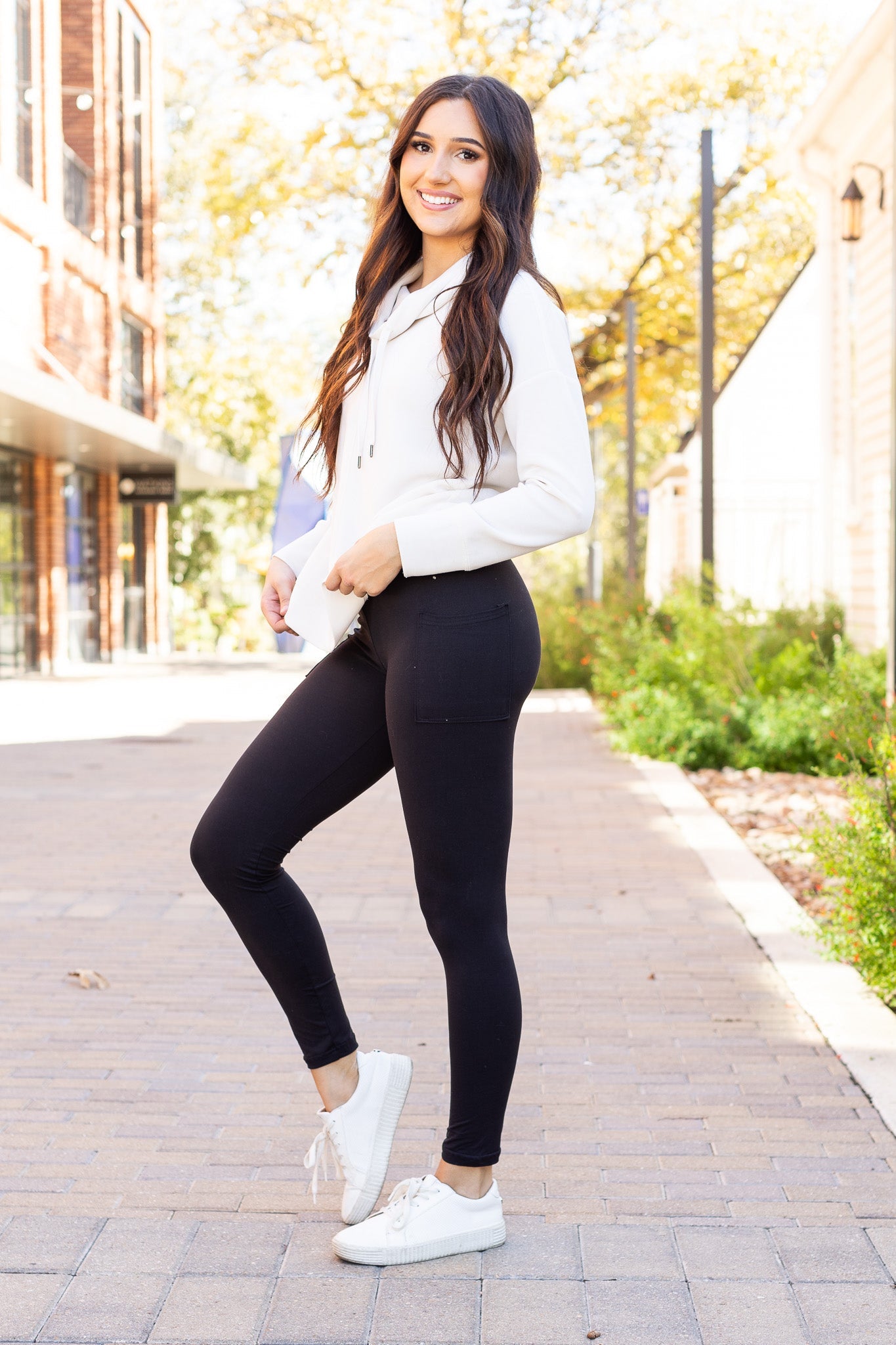 BLACK FULL-LENGTH Leggings with POCKET - Luxe Leggings