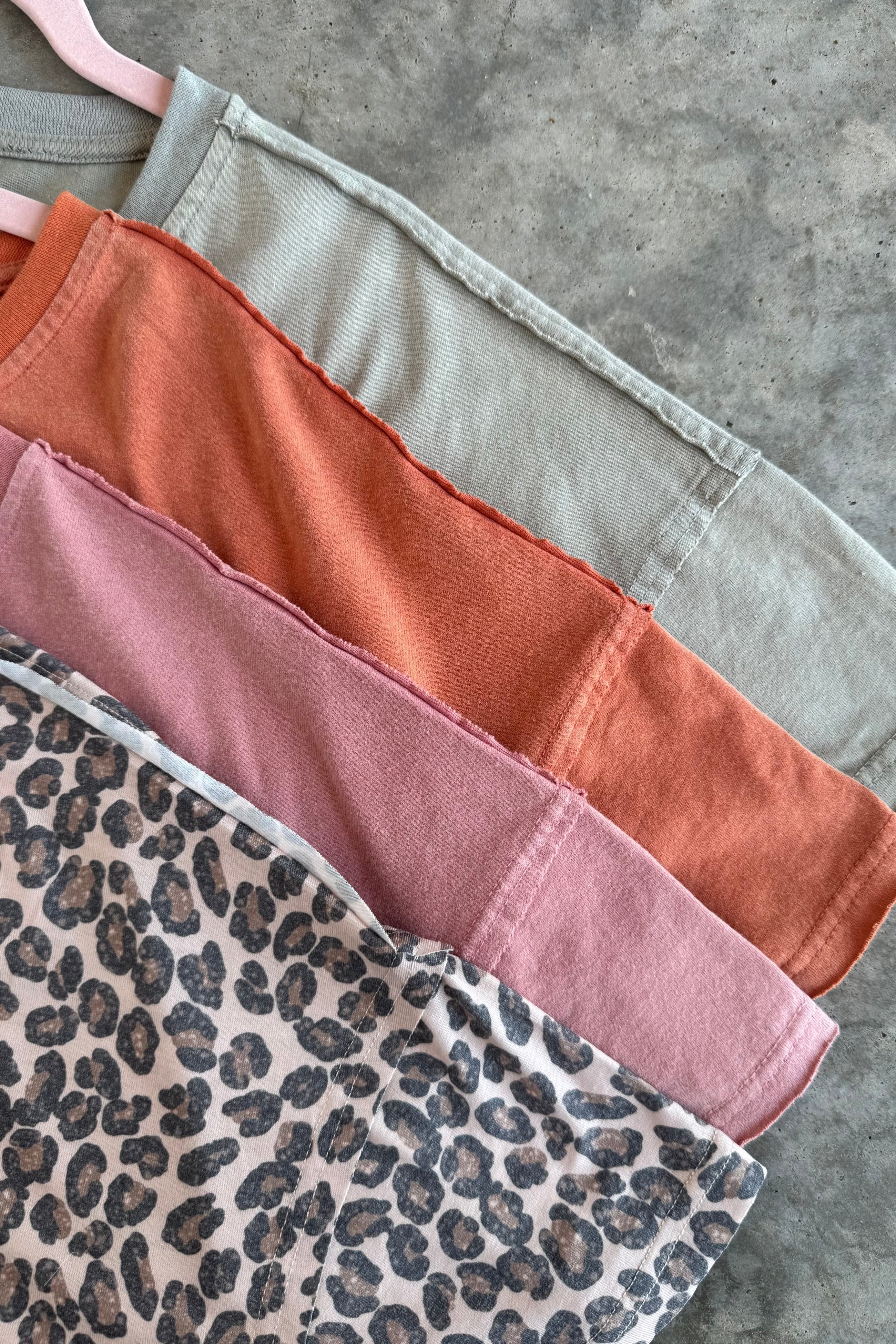 PRE-ORDER: Joey Washed Cotton Boyfriend Tee Fall Colors
