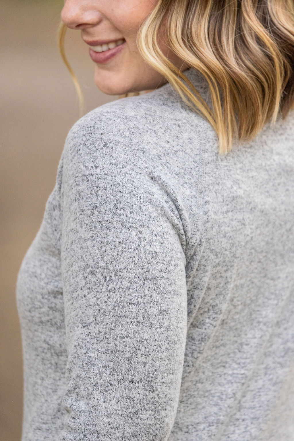 Hannah Pocket Pullover - Grey