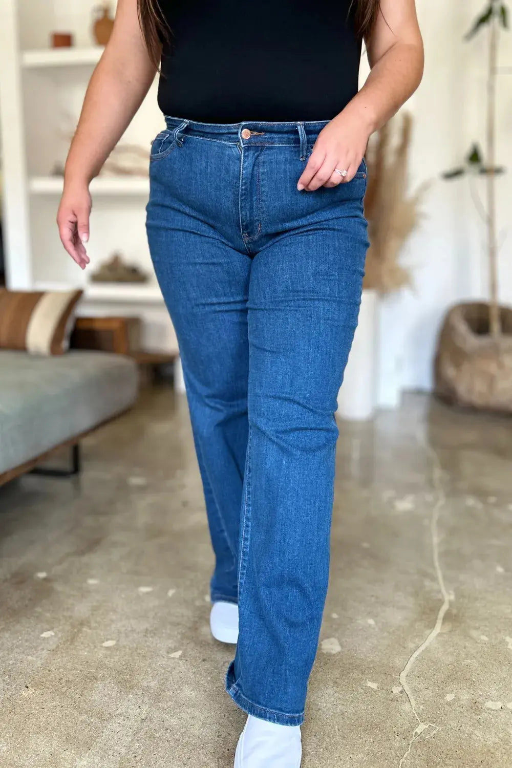 High Rise Straight Leg Jeans