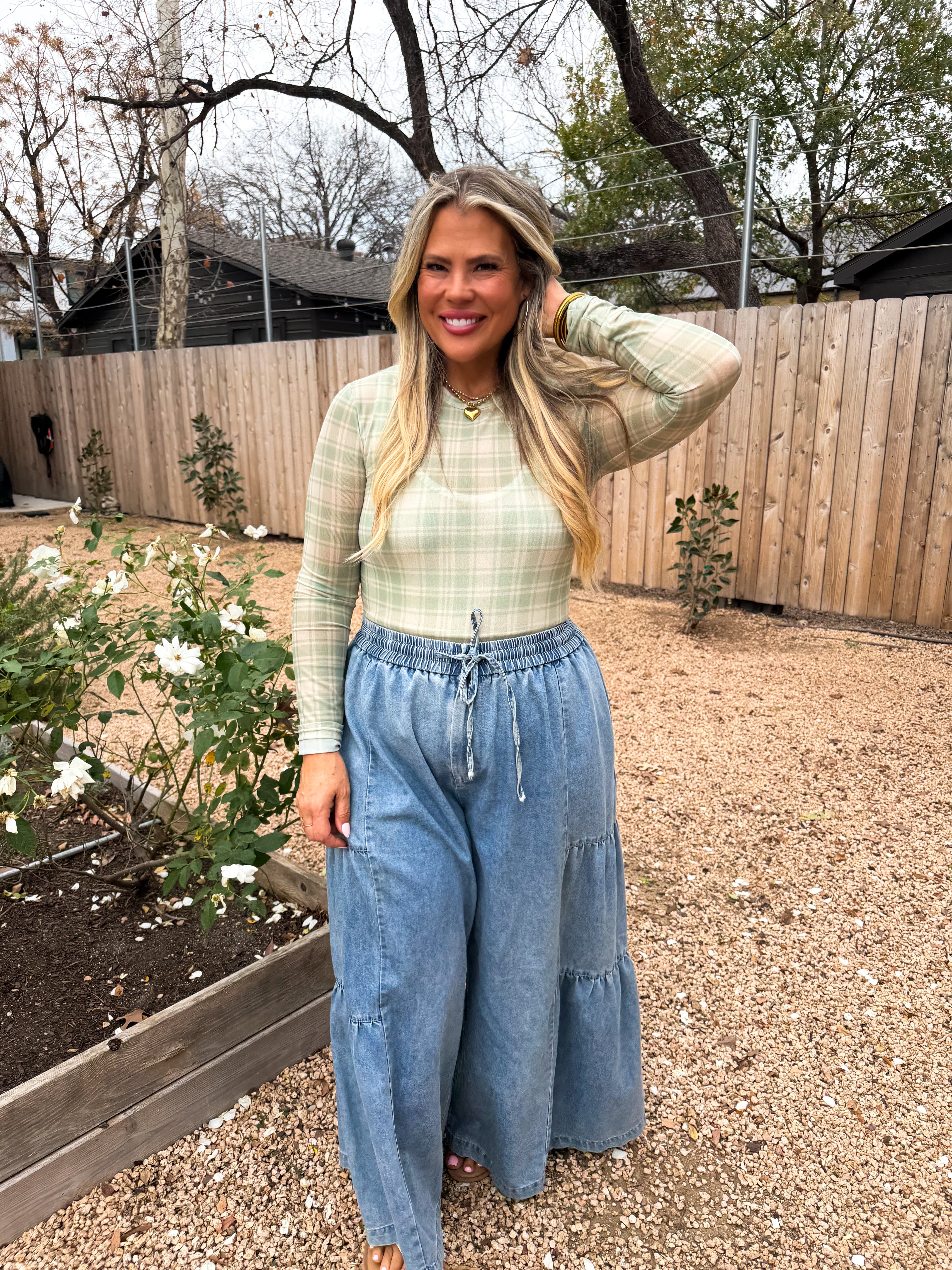 PRE-ORDER: SOUTHERN CHARM DRESS IT UP MESH TOPS