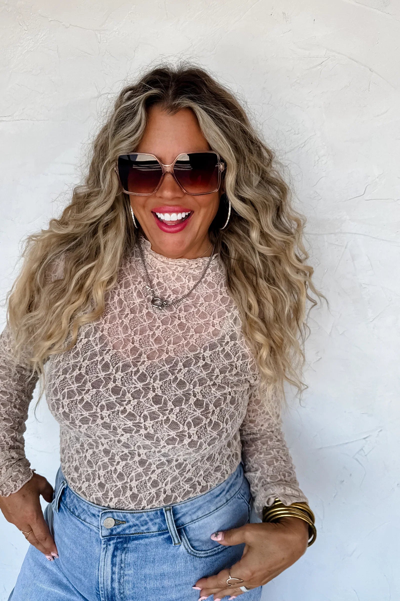 PRE-ORDER: Jolie Lace Thumbhole Top