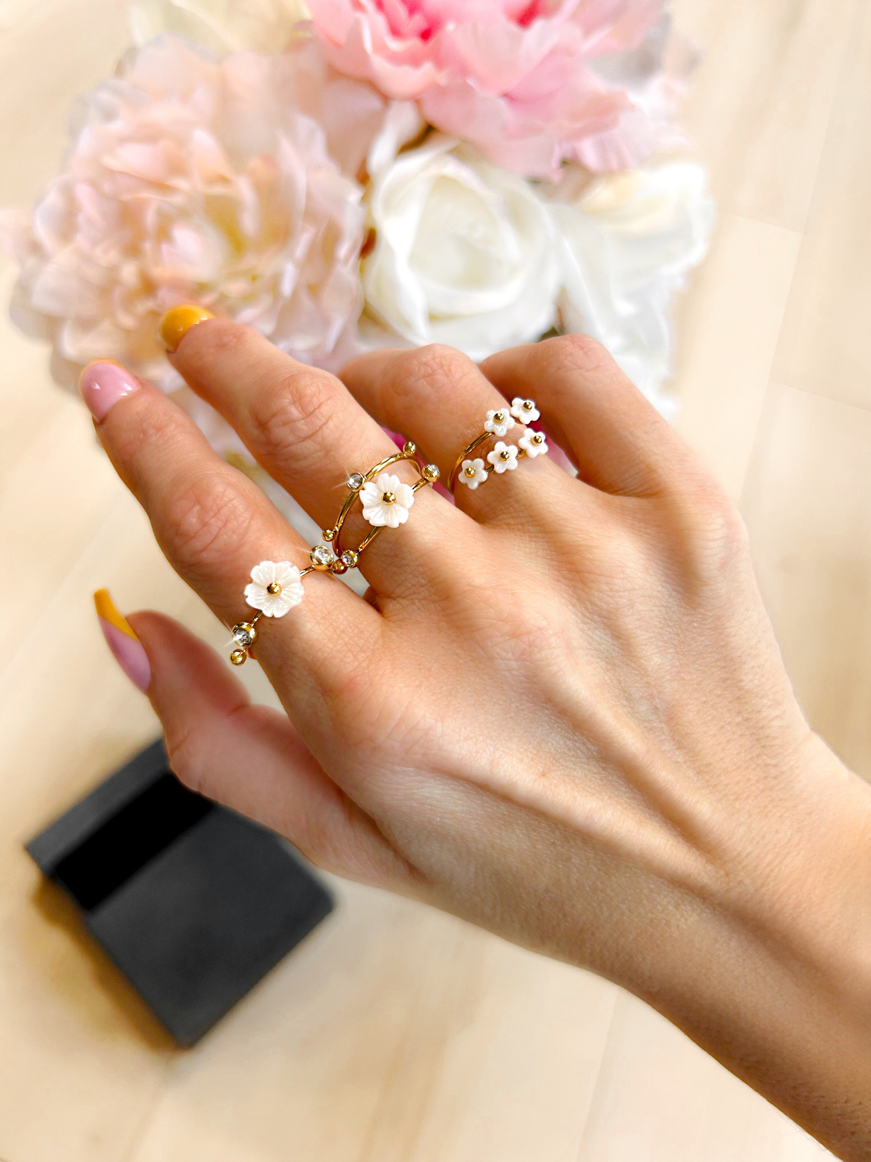 PRE-ORDER: Daisy & Diamond Stainless Steel 3 Piece Ring Set