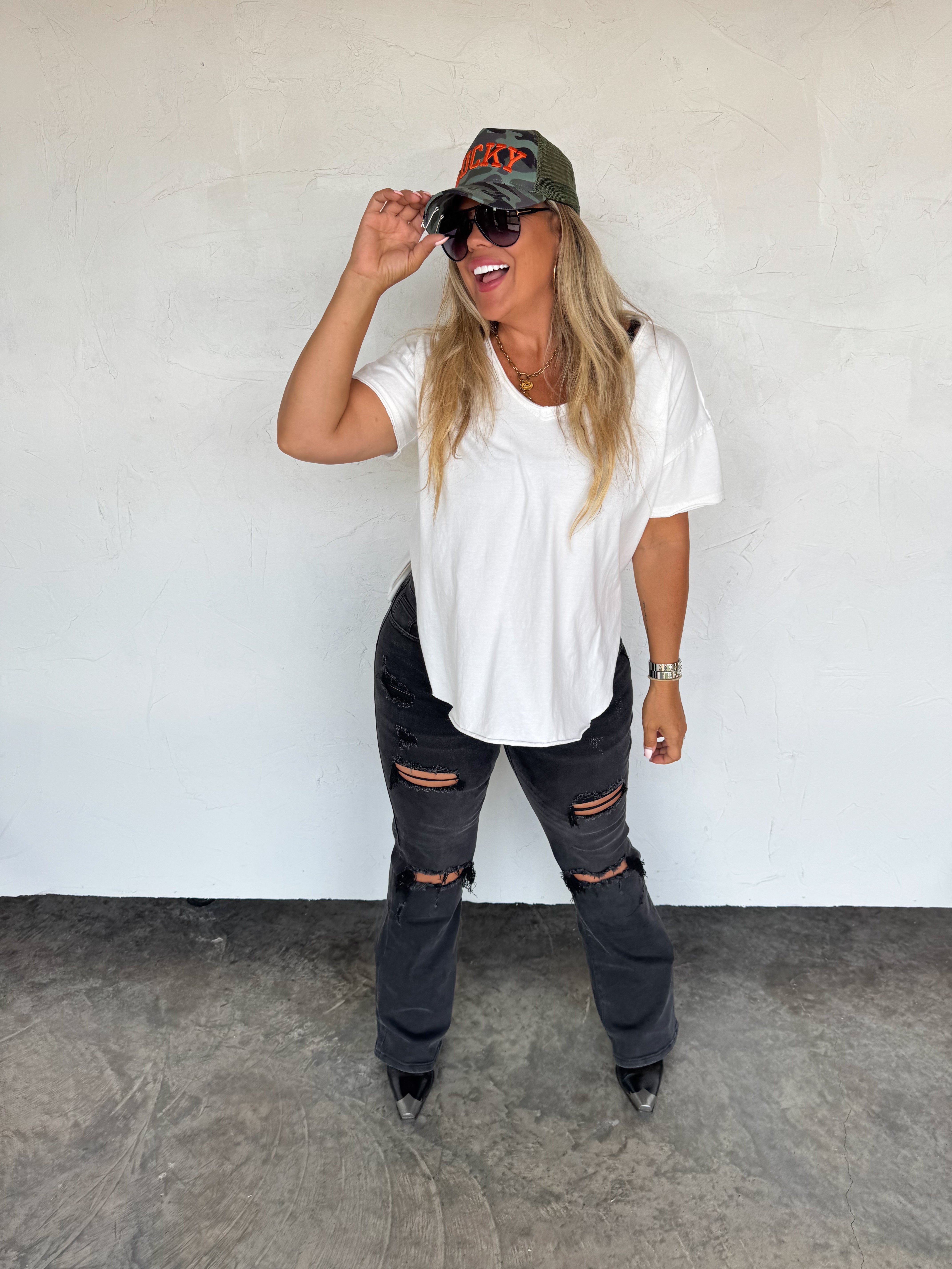 PRE-ORDER: NEW COLORS: ASHLAND STRAIGHT LEG DISTRESSED JEANS