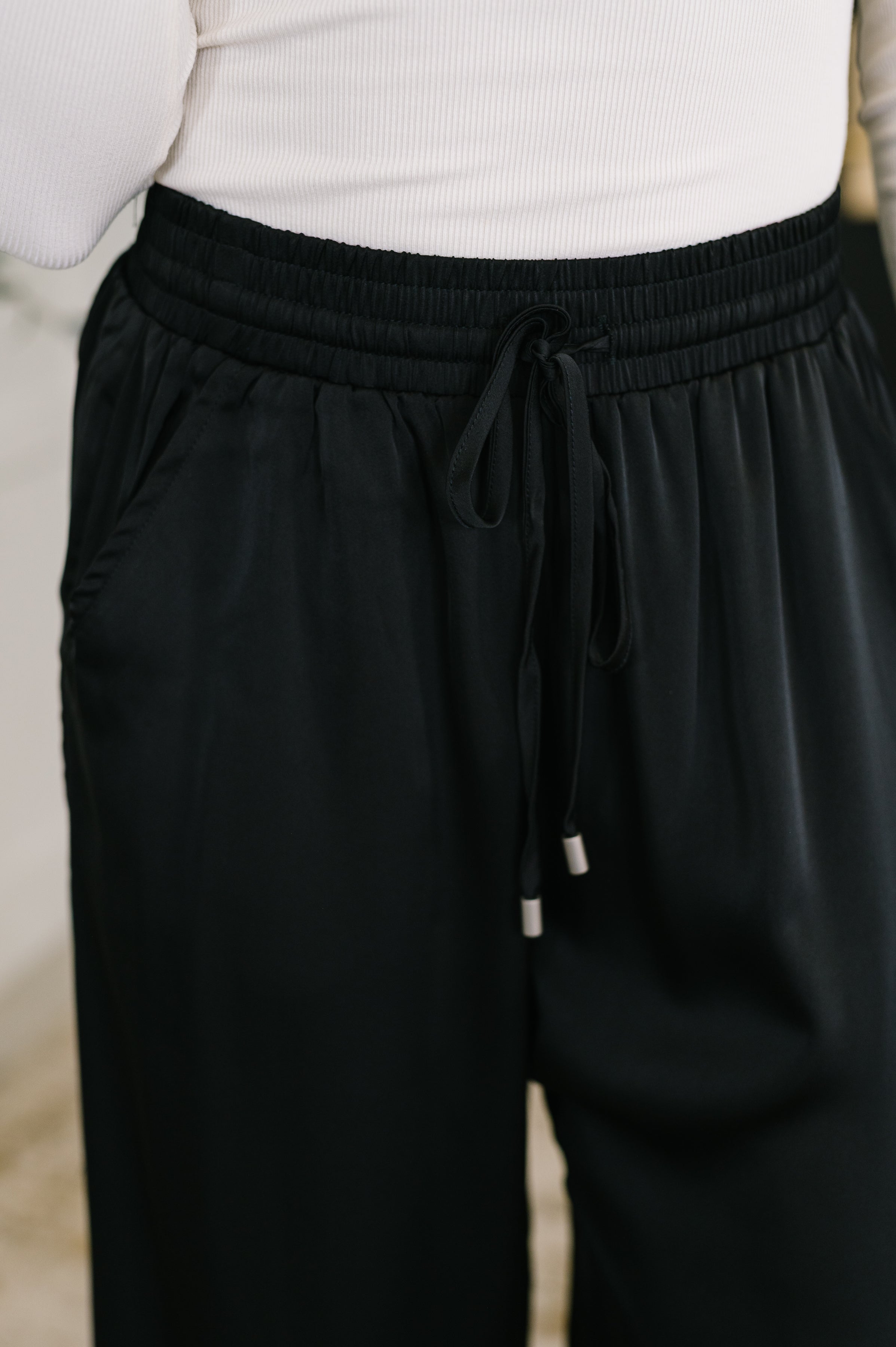City Ease Wide Leg Bottoms in Black