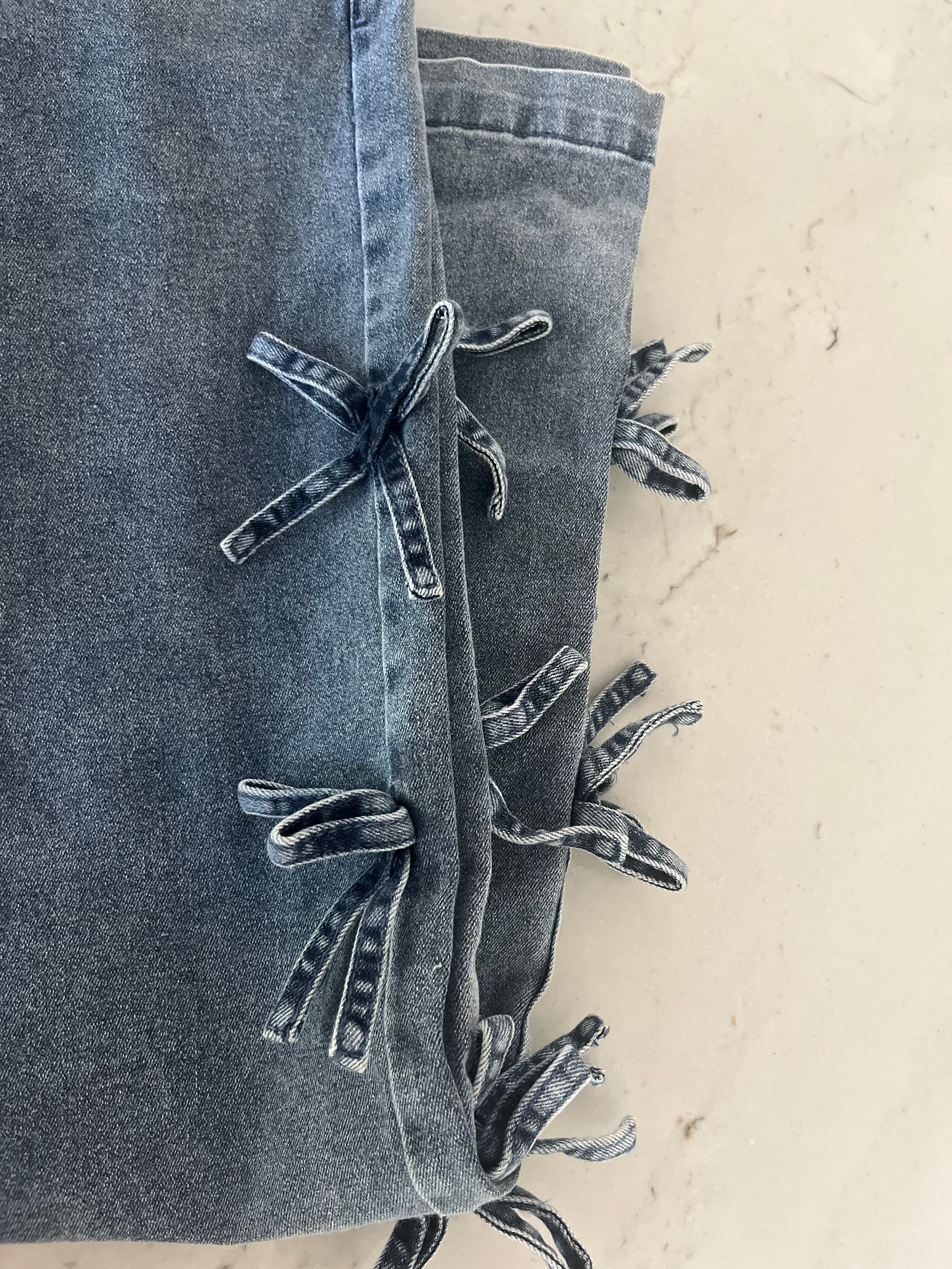 BOW DETAIL WIDE LEG DENIM- MEDIUM WASH