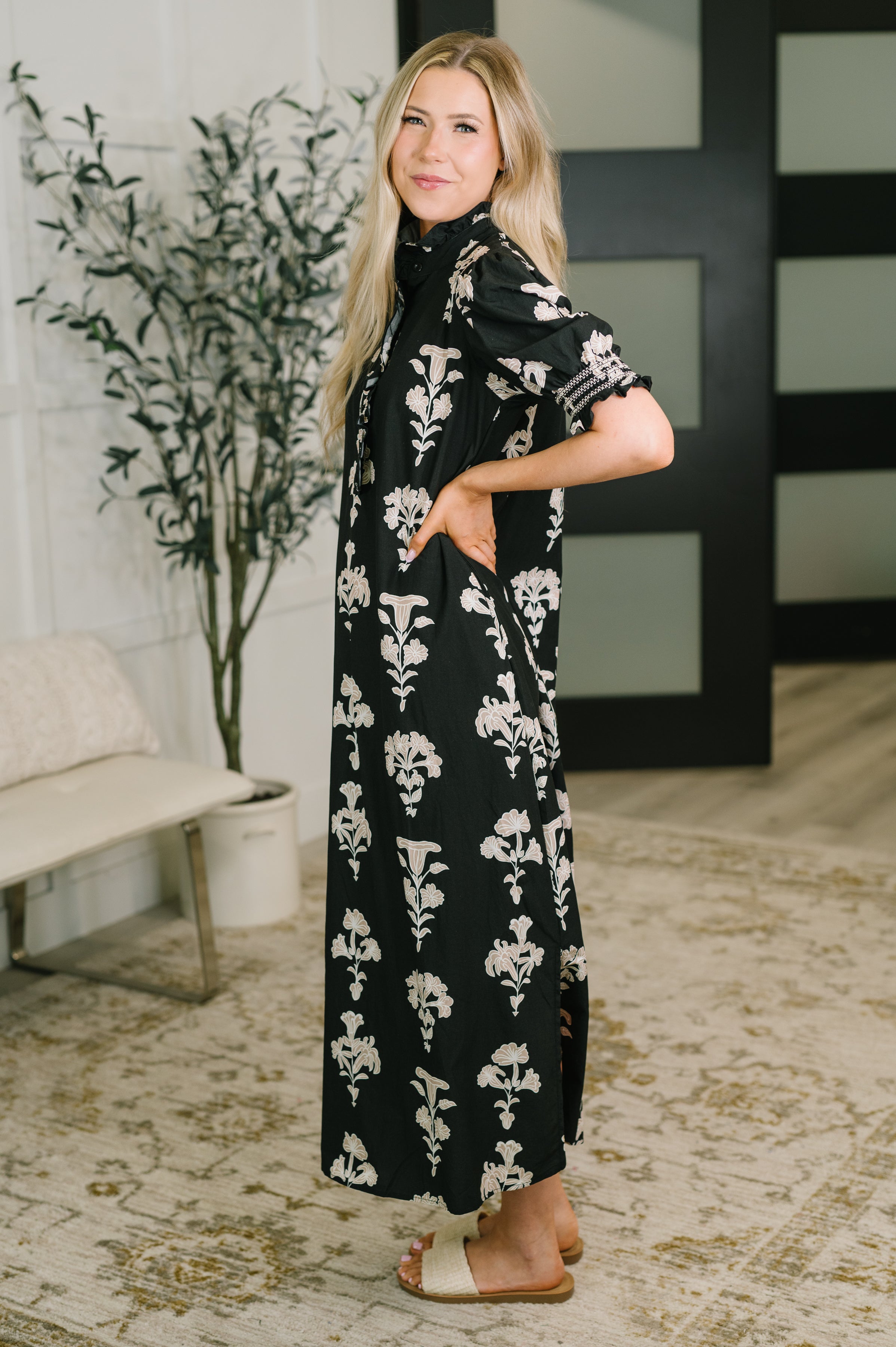 Dark Darlin' Puff Sleeve Maxi Dress