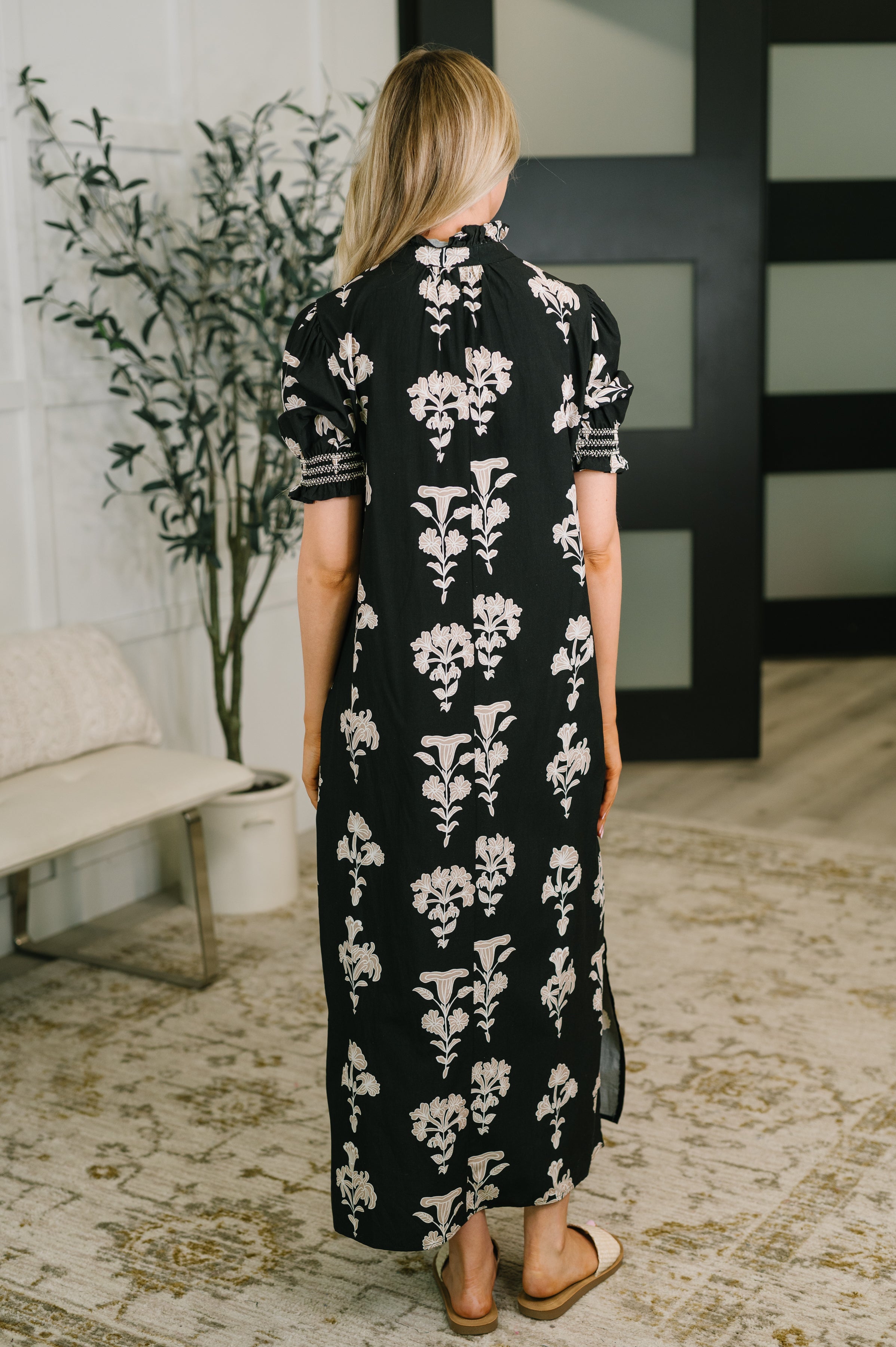 Dark Darlin' Puff Sleeve Maxi Dress