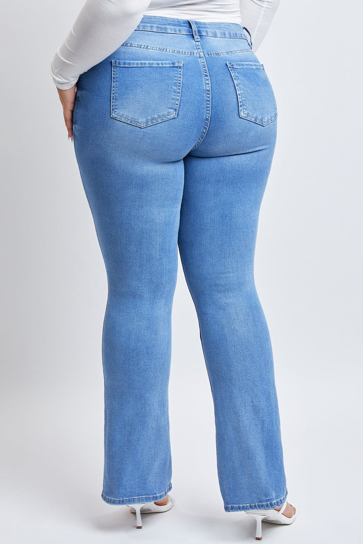 Basic Flare Jeans - Plus