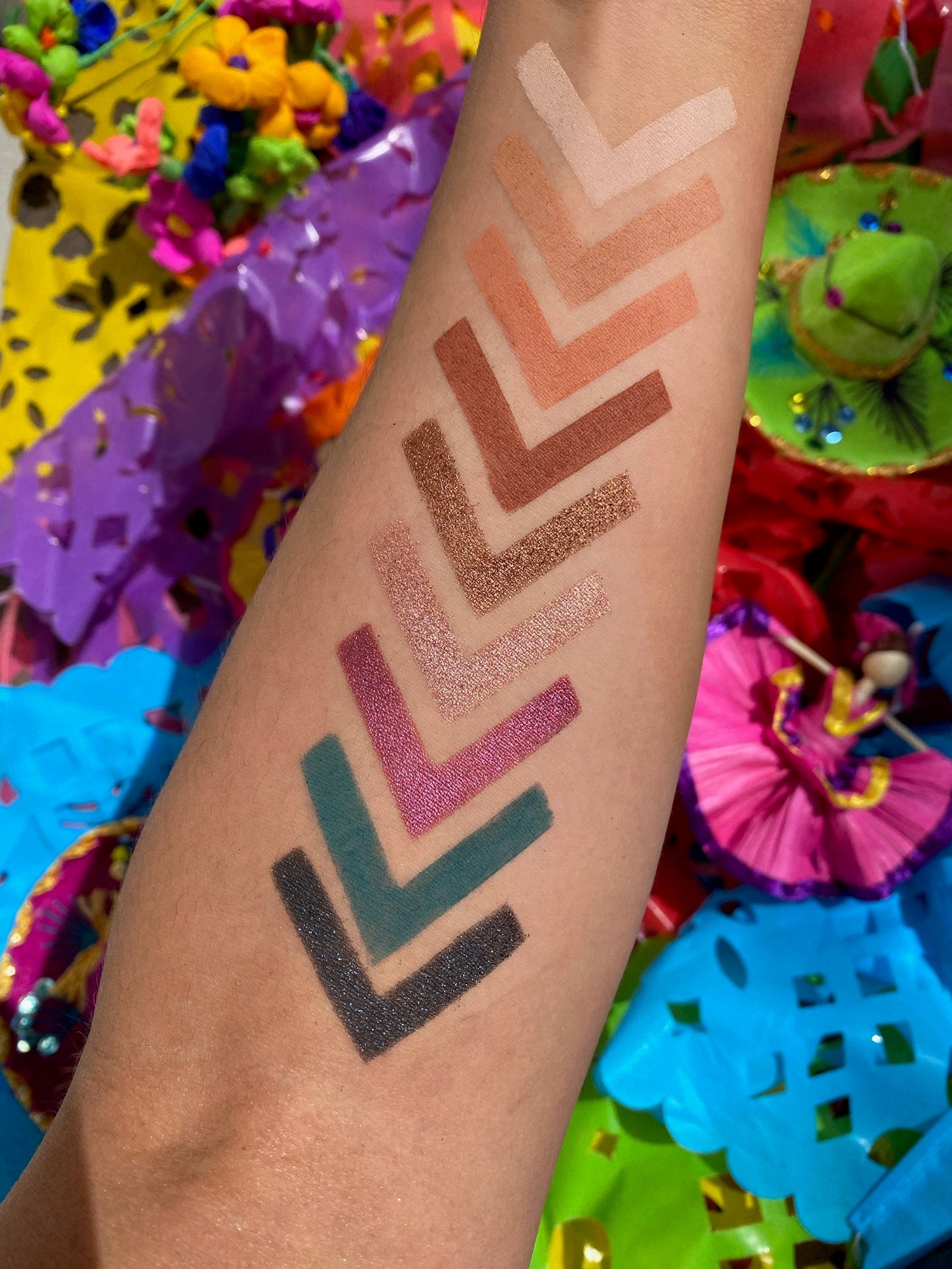 FIESTA (Mini-9 Eyeshadow Palette)