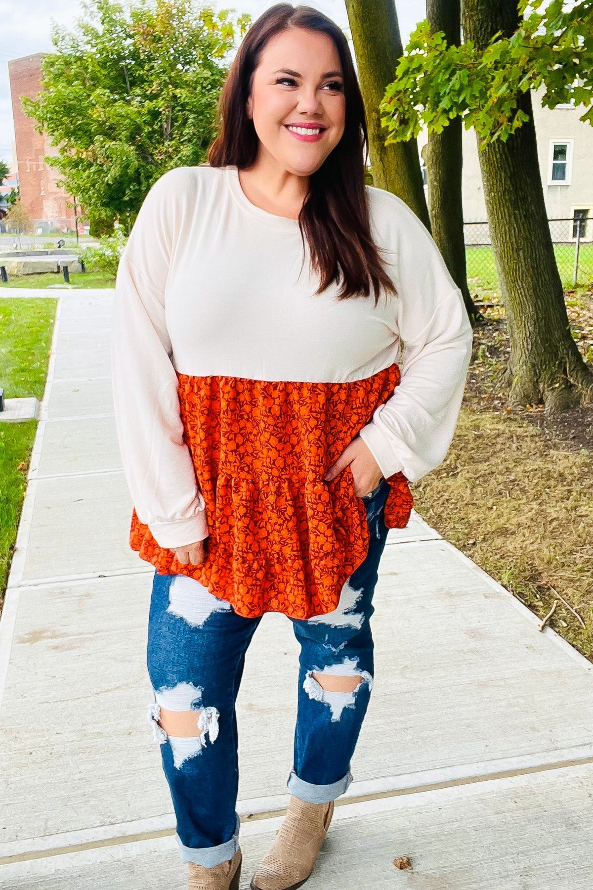 Star Struck Vintage Floral Oatmeal Tiered Babydoll Top