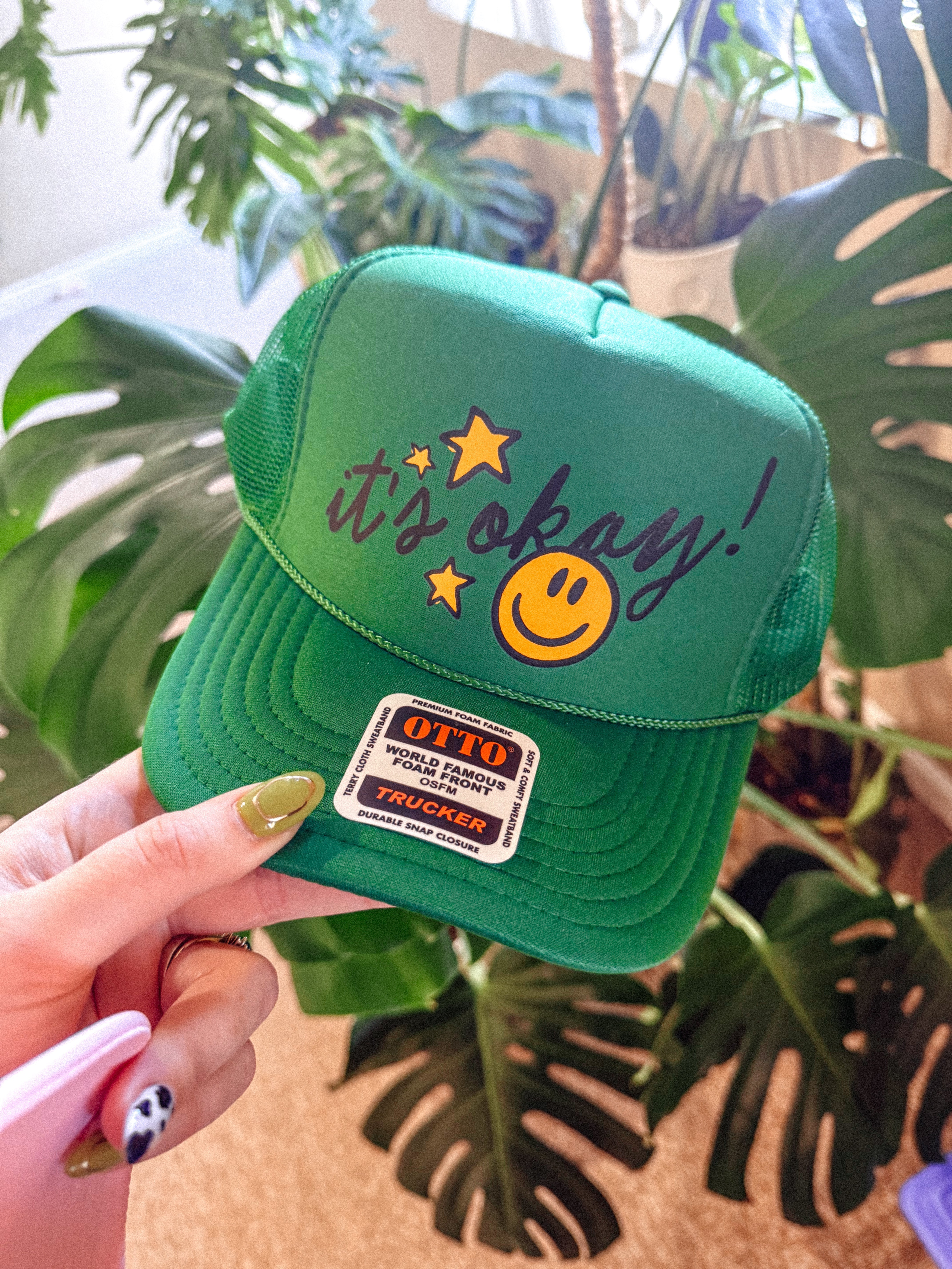 It's Okay! Smile & Star Trucker Hat