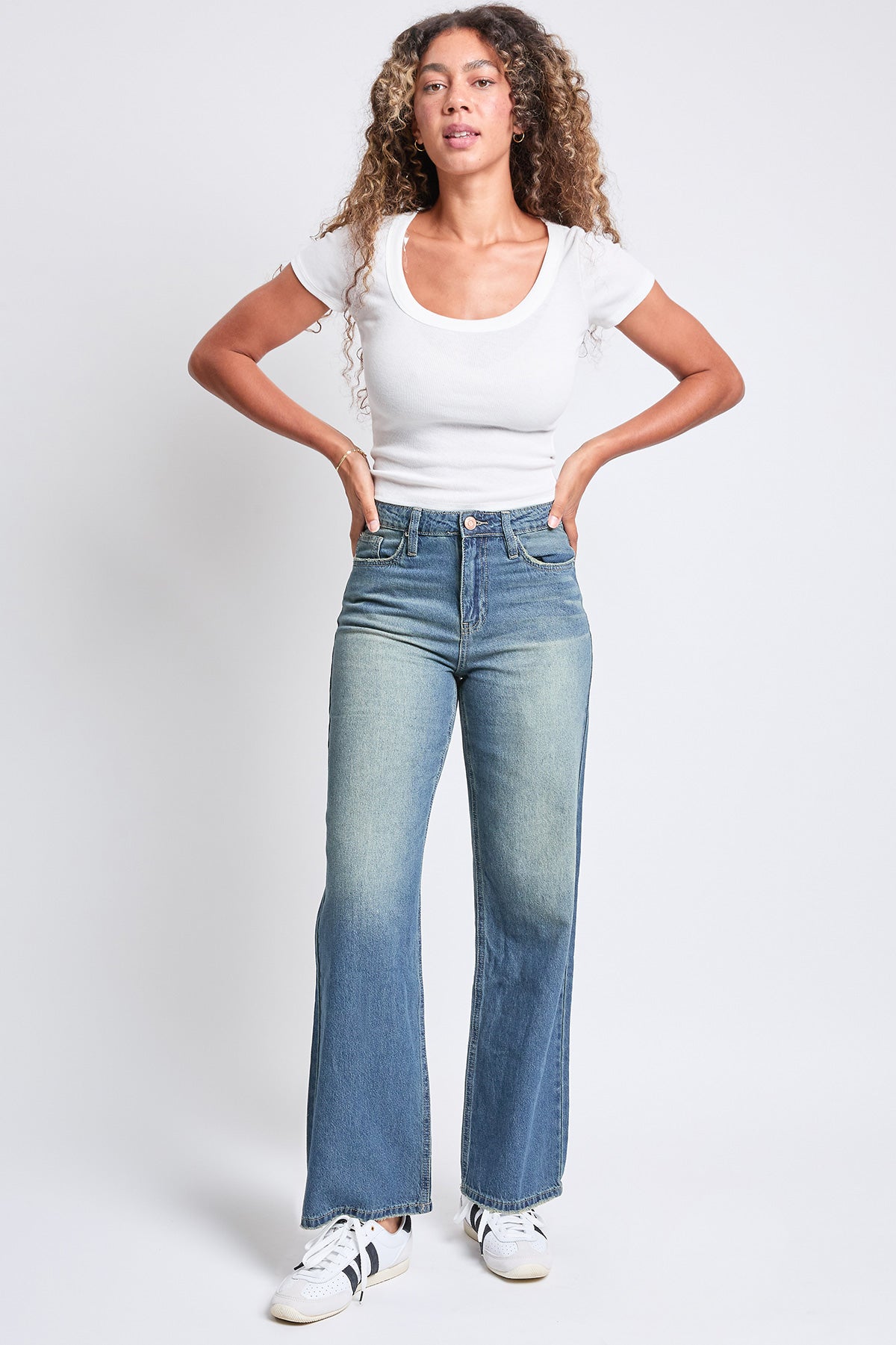 Relaxed Wide Leg Rigid Denim Jeans