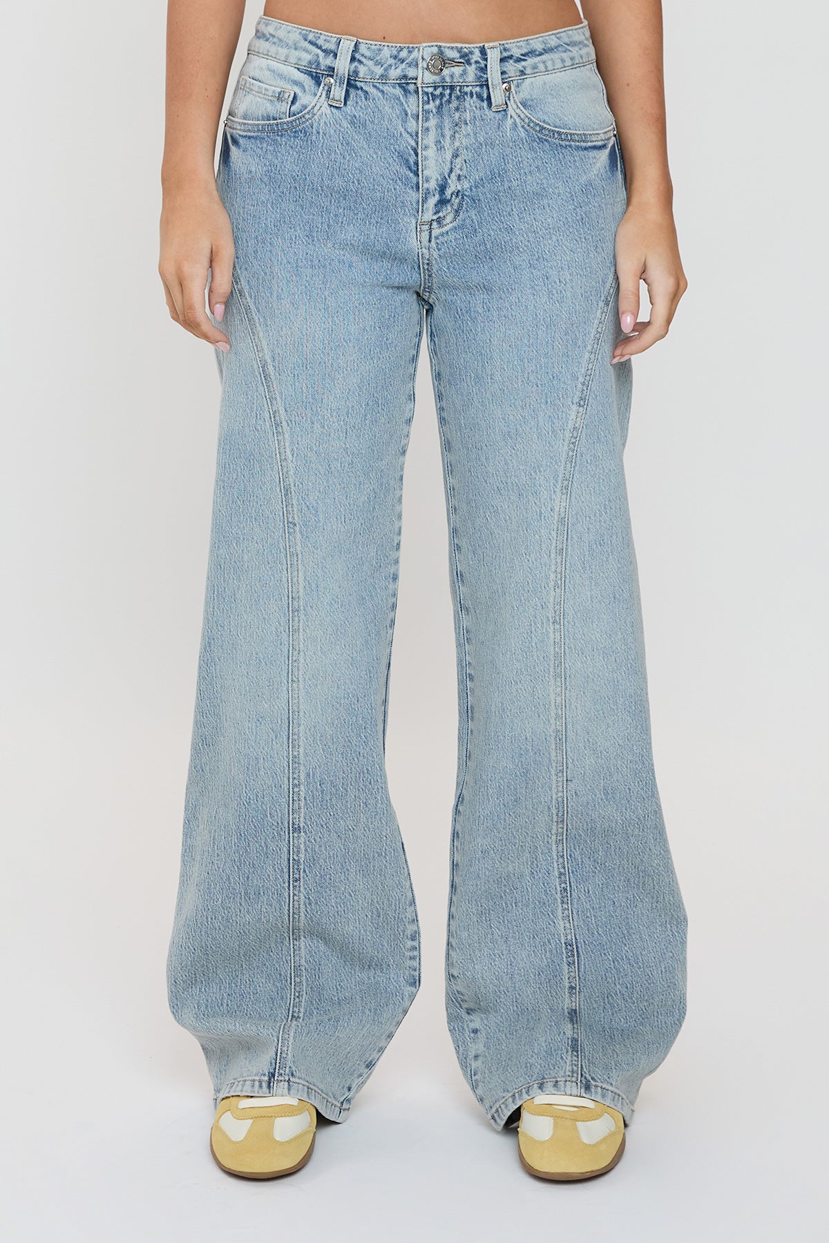 Luxe Bella Seam Detail Wide Leg Jeans