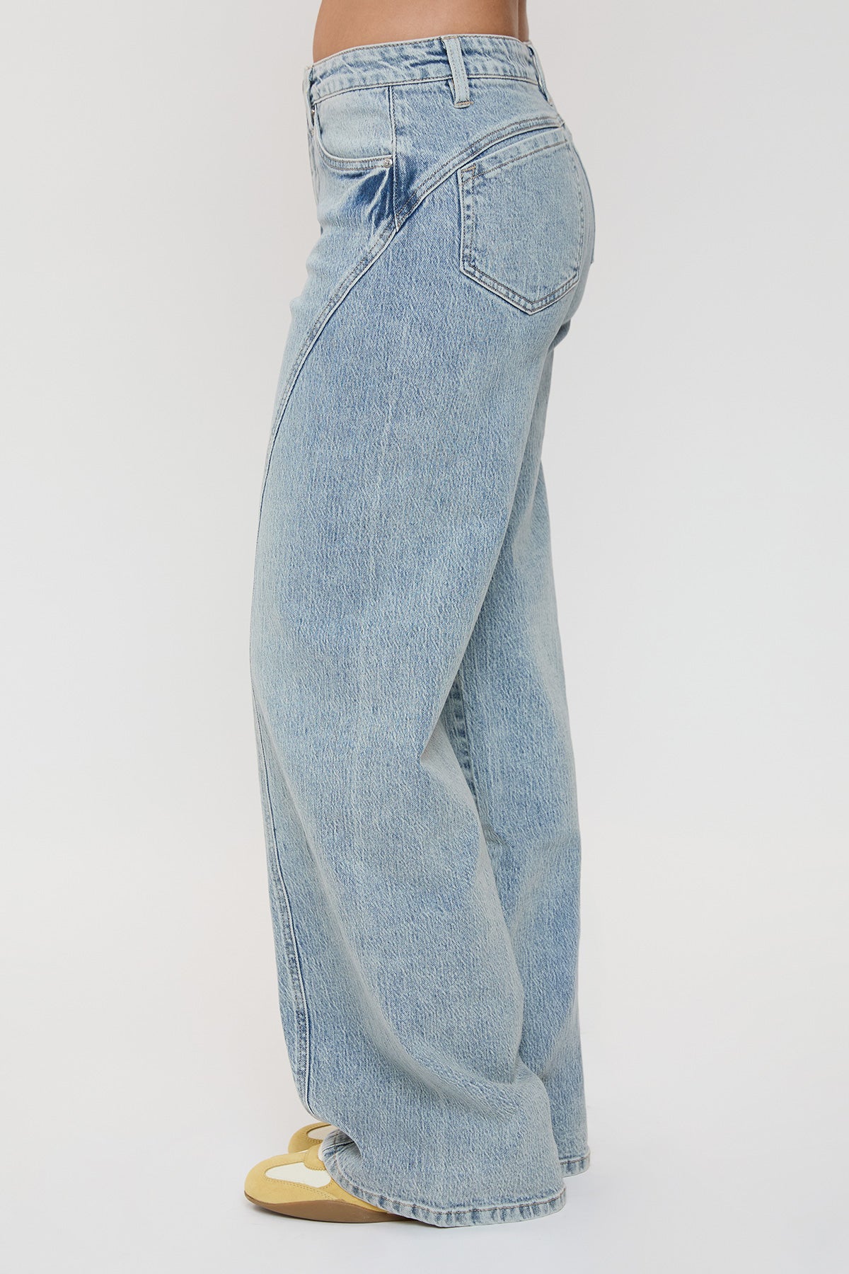 Luxe Bella Seam Detail Wide Leg Jeans