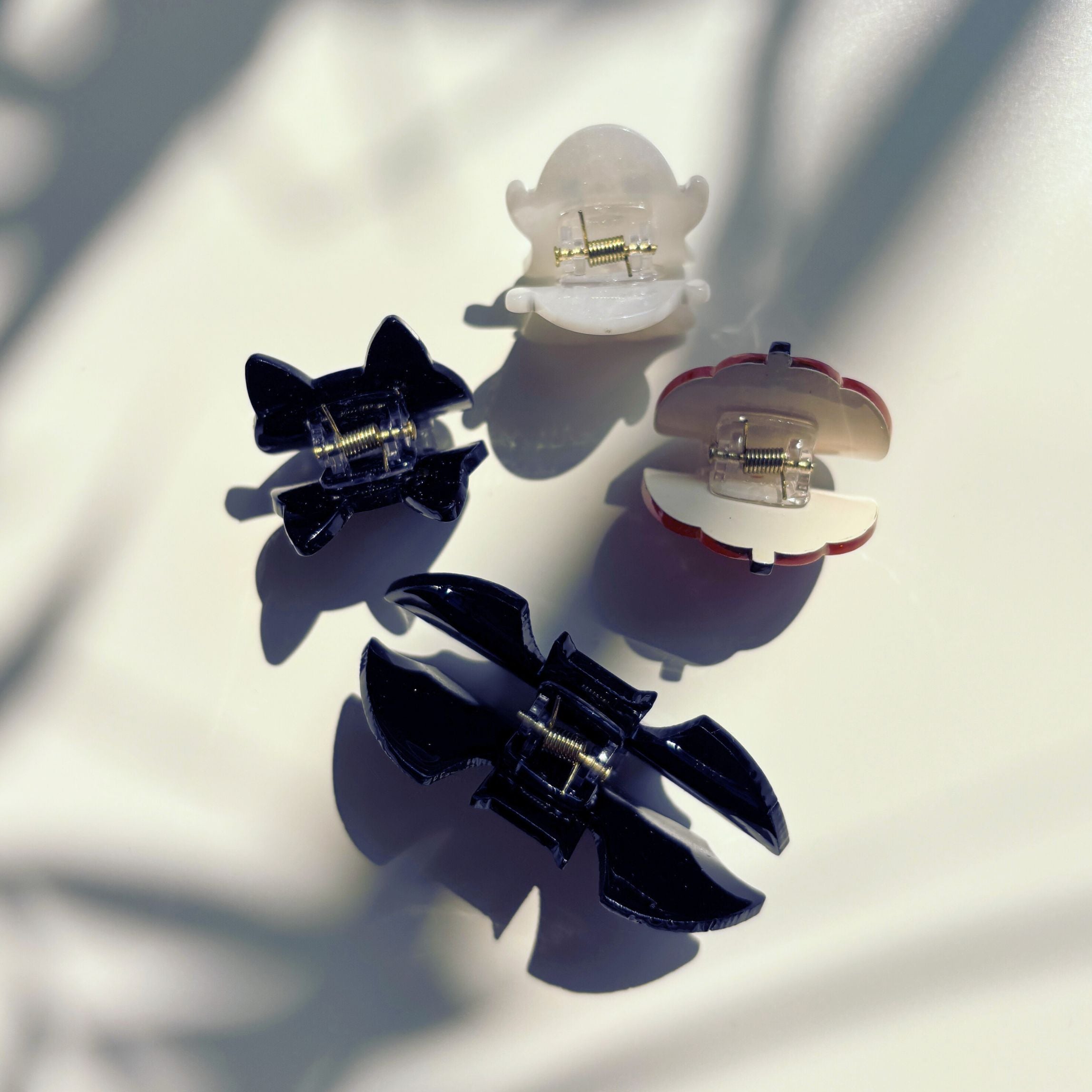 Set of 4 Velvet Claws Mini Spooky Hair Claws